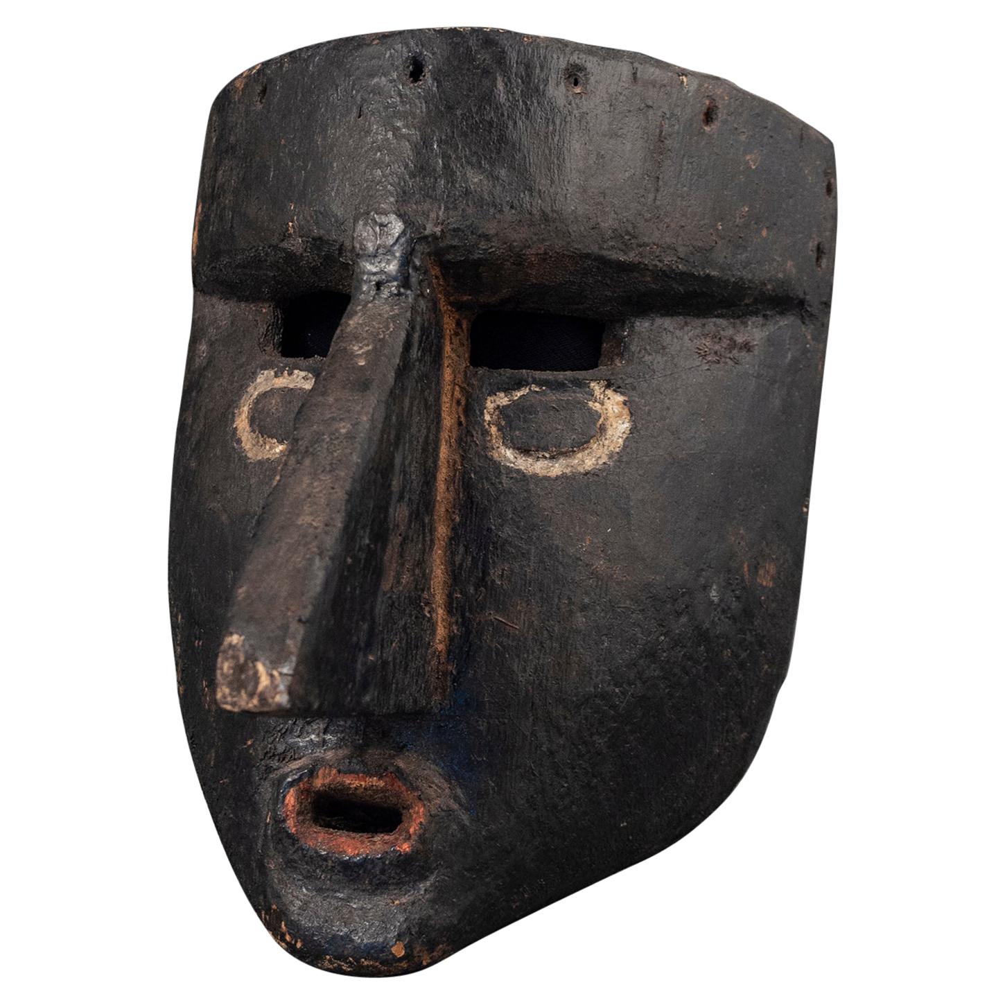 Maschera da ballo nera della metà del XX secolo, Guerrero, Messico