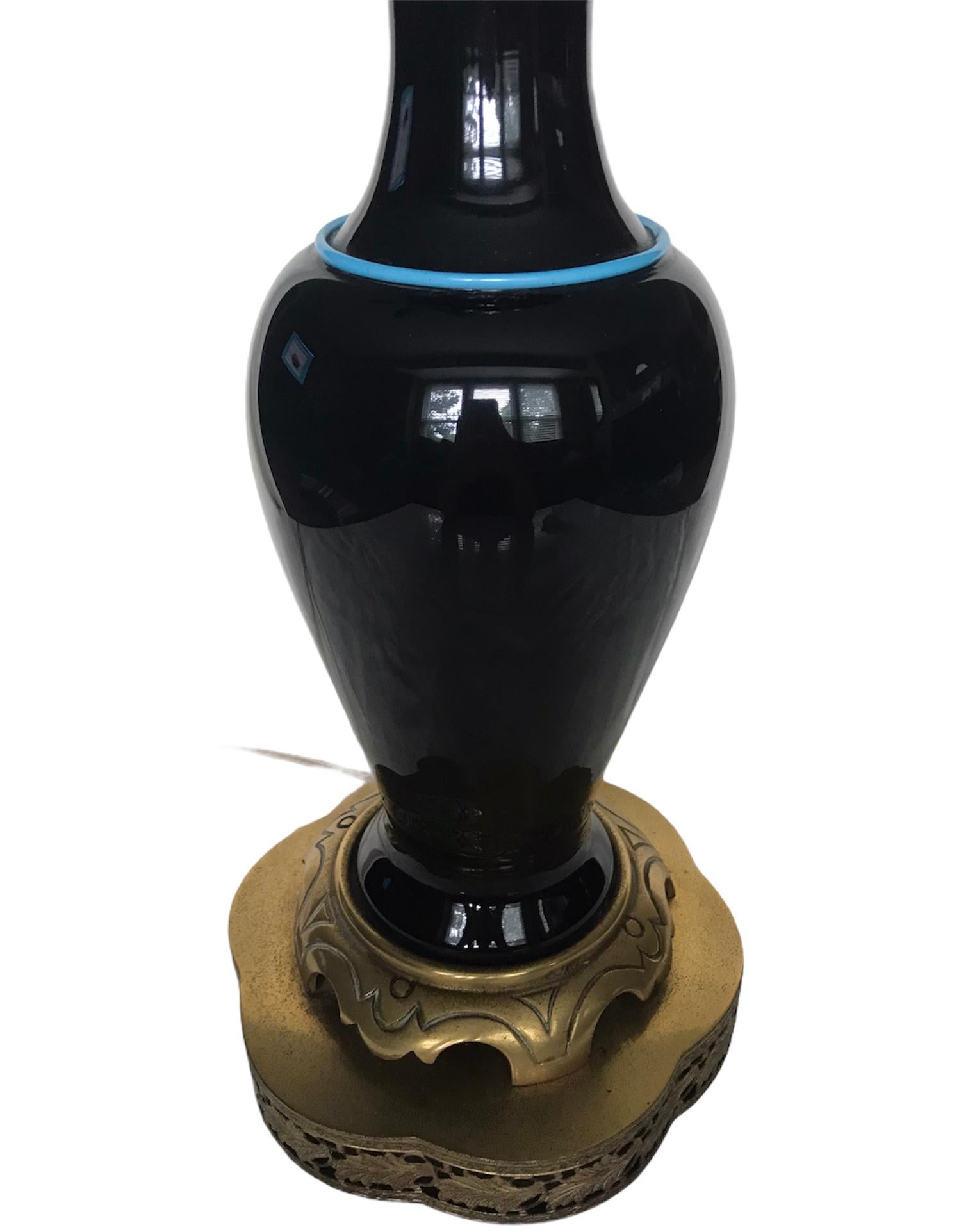 American Mid 20th Century Black Glass Table Lamp For Sale