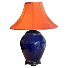 Lampe en céramique bleue du milieu du 20e siècle