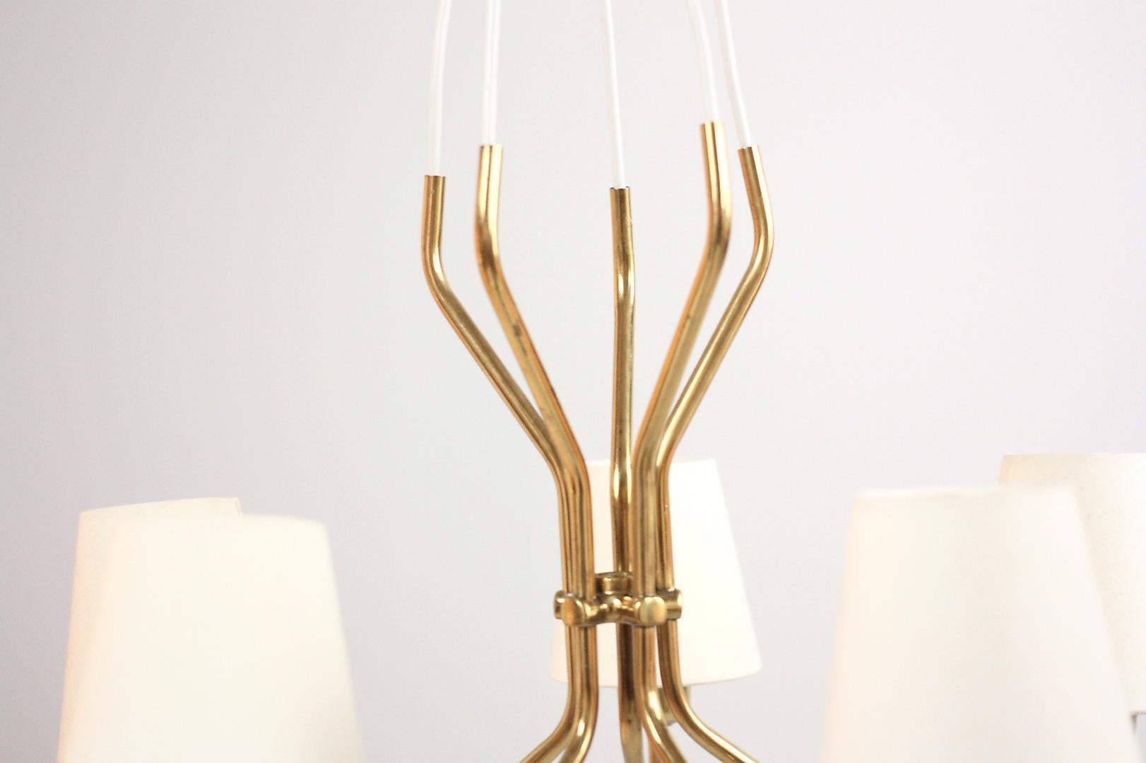 Mid-20th Century Brass and Cream Chandelier In Good Condition In New York, NY
