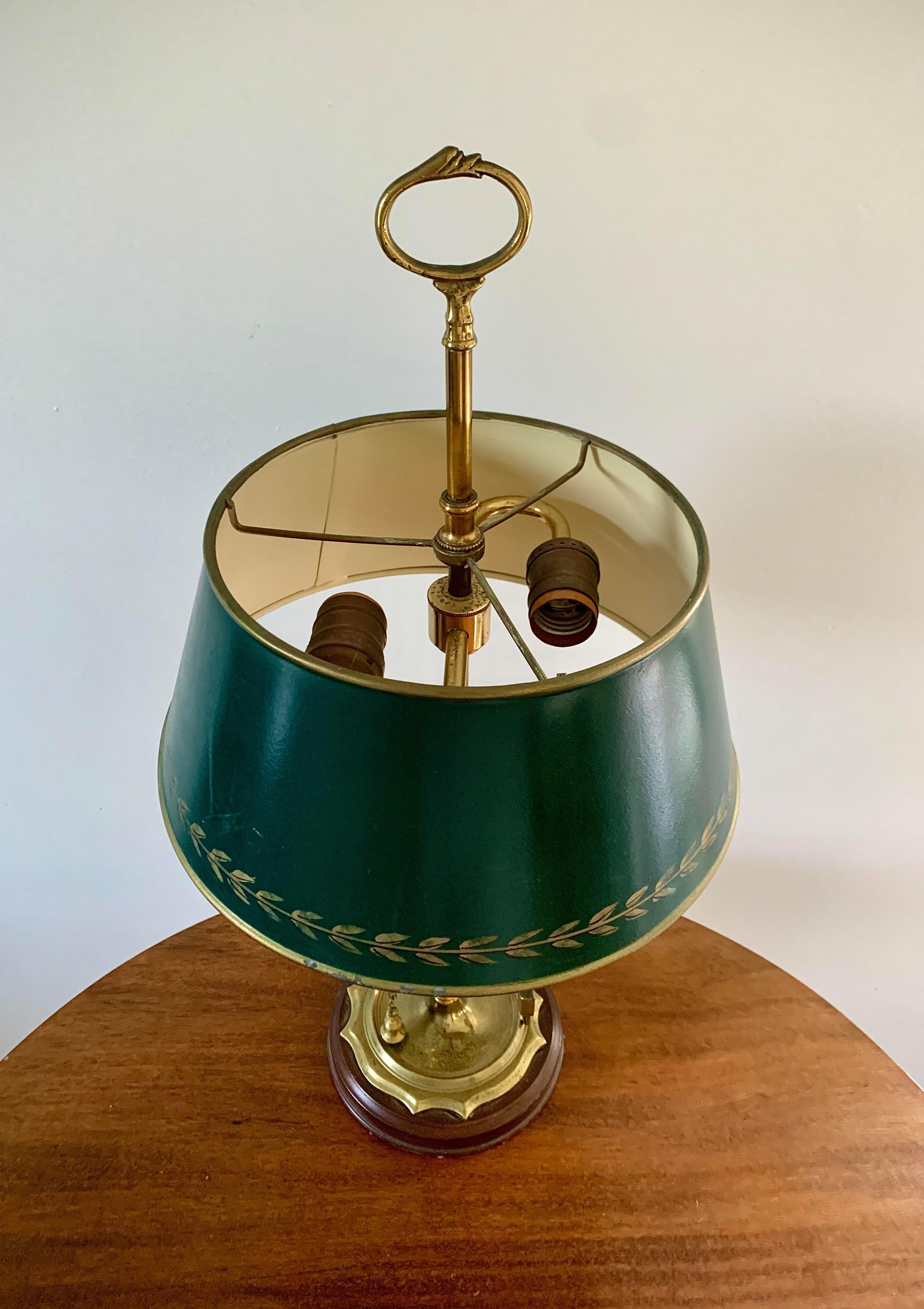 Mid-20th Century Brass Bouillotte Lamp with Green Tole Shade In Good Condition In Elkhart, IN