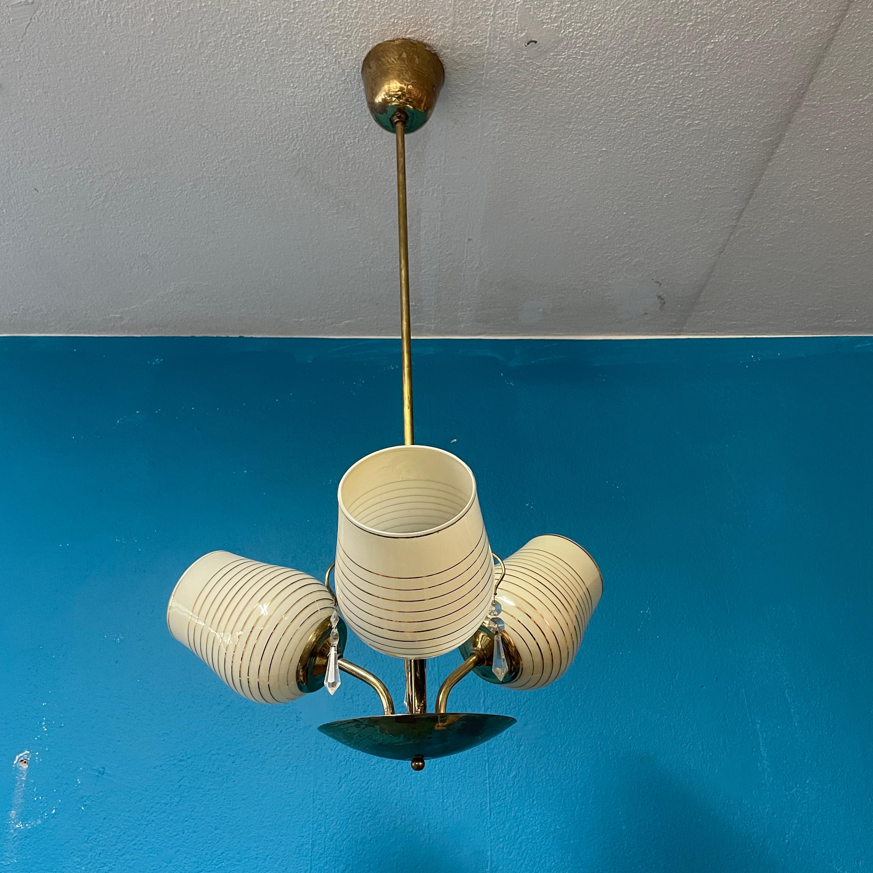 Mid-20th Century Brass Chandelier, Paavo Tynell Style, Made in Finland In Fair Condition For Sale In Turku, FI