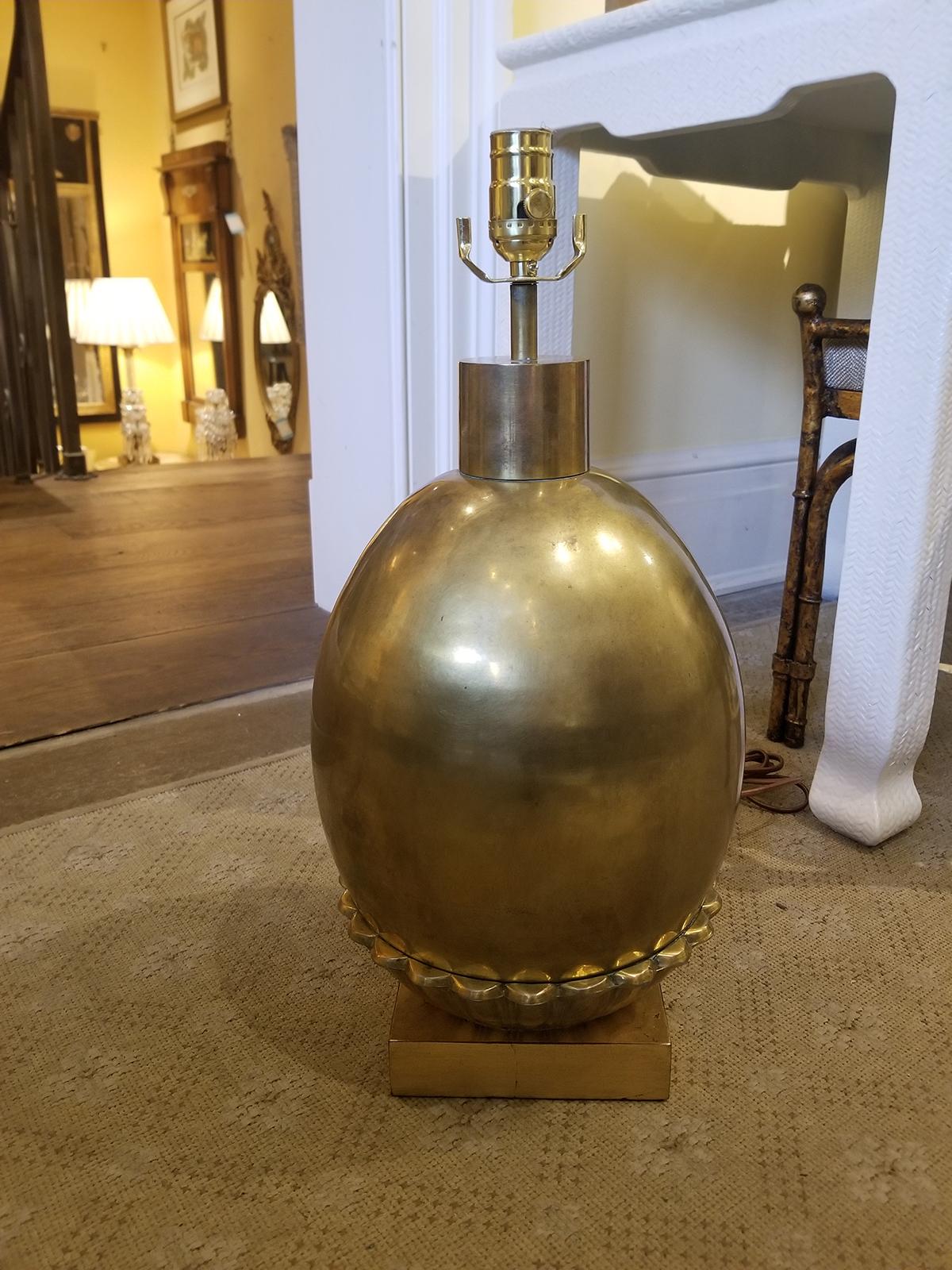 Mid-20th Century Brass Chapman Lamp, circa 1970s 8