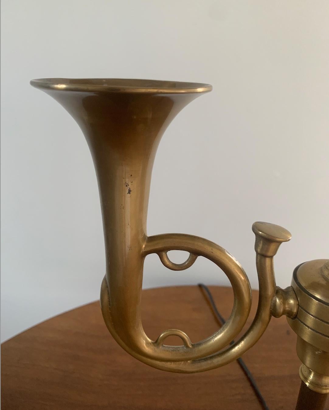 Mid-20th Century Brass Horn Bouillotte Lamp with Black Tole Shade In Good Condition For Sale In Elkhart, IN