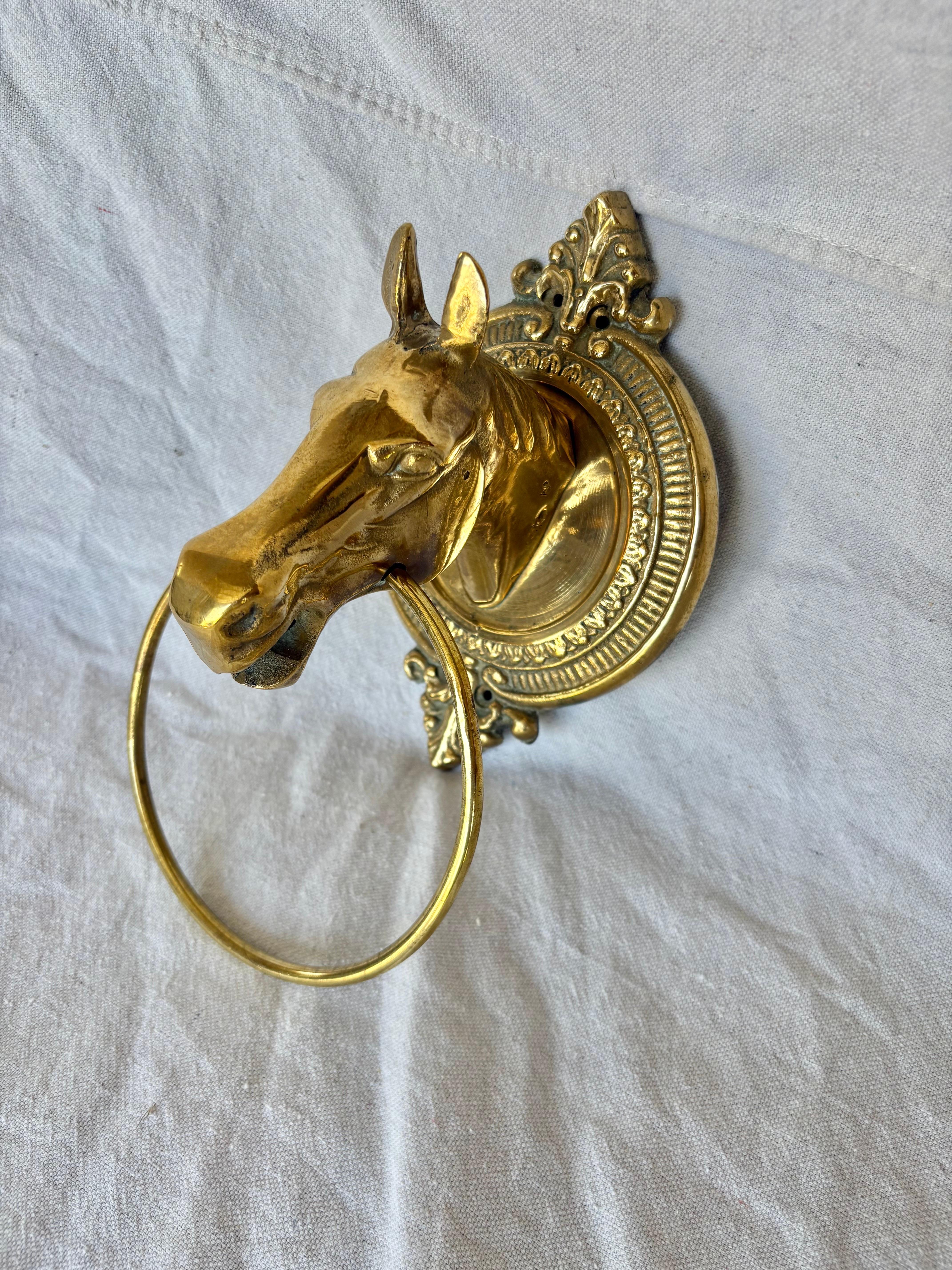 Hand-Crafted Mid 20th Century Brass Horse Head Equestrian Towel Holder Ring For Sale