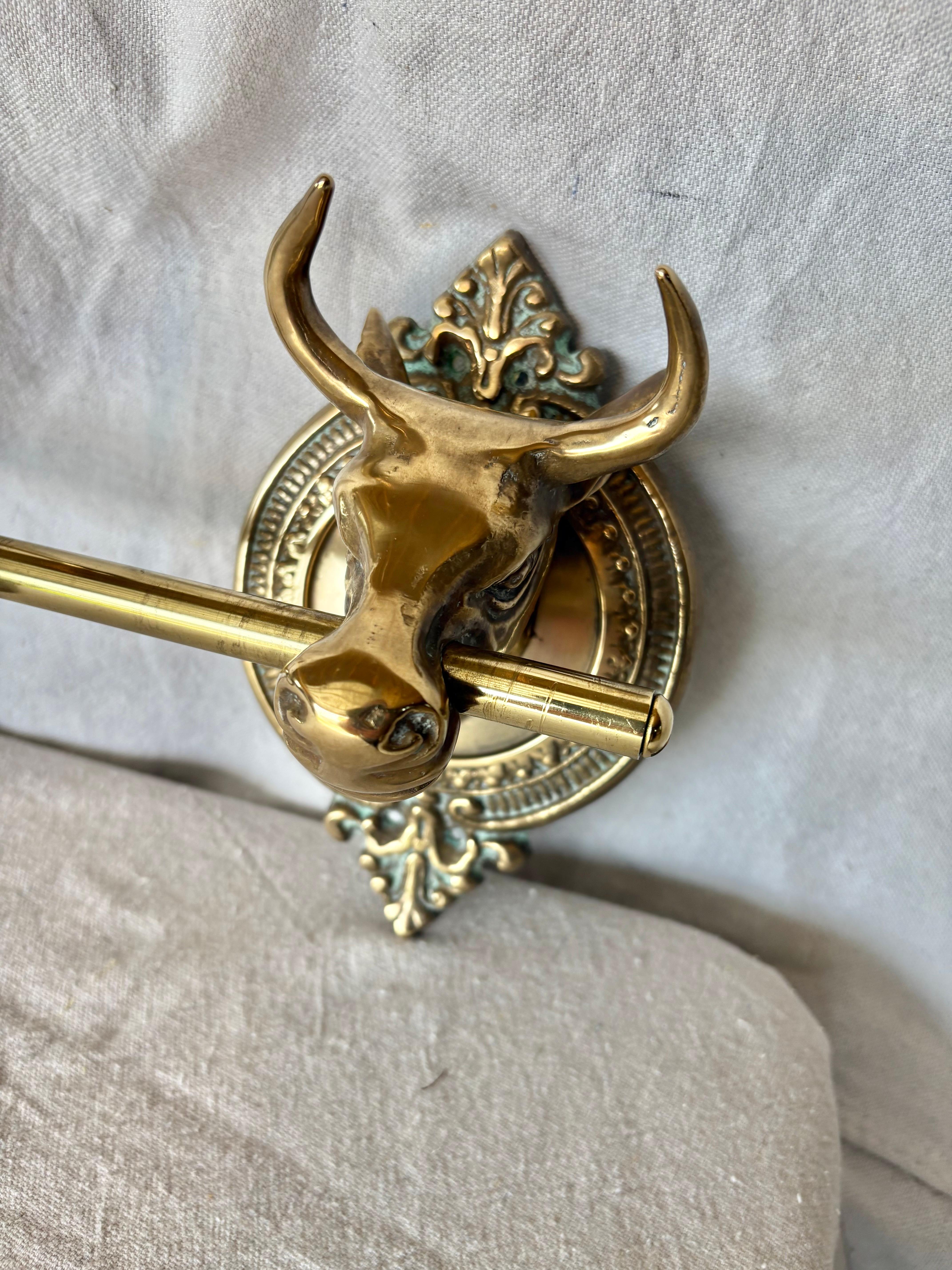 Mid 20th Century Brass Longhorn Cow Head Five Hook Coat Rack In Good Condition For Sale In Burton, TX
