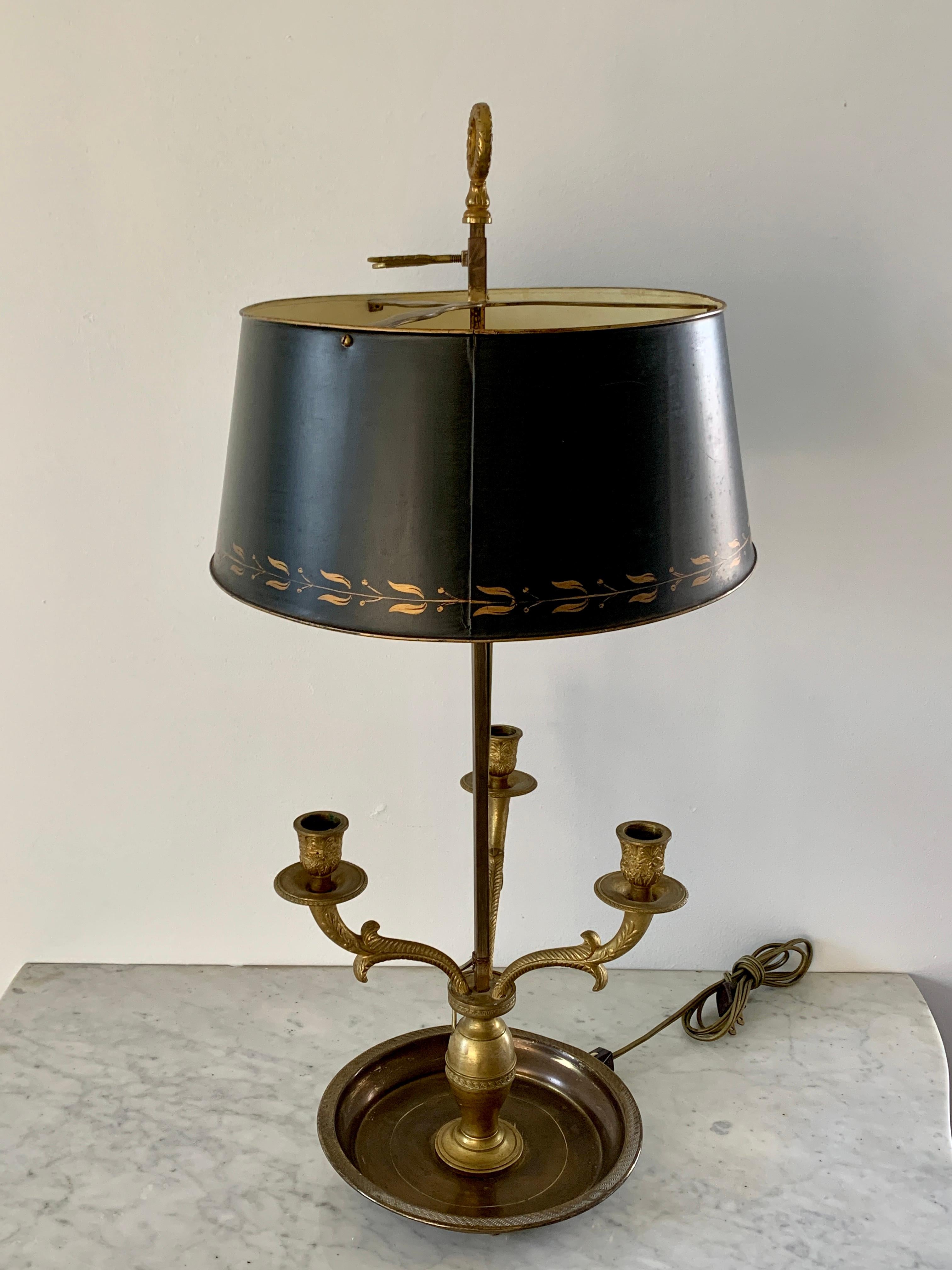 Mid-20th Century Brass Three-Arm Bouillotte Lamp With Black Tole Shade For Sale 5