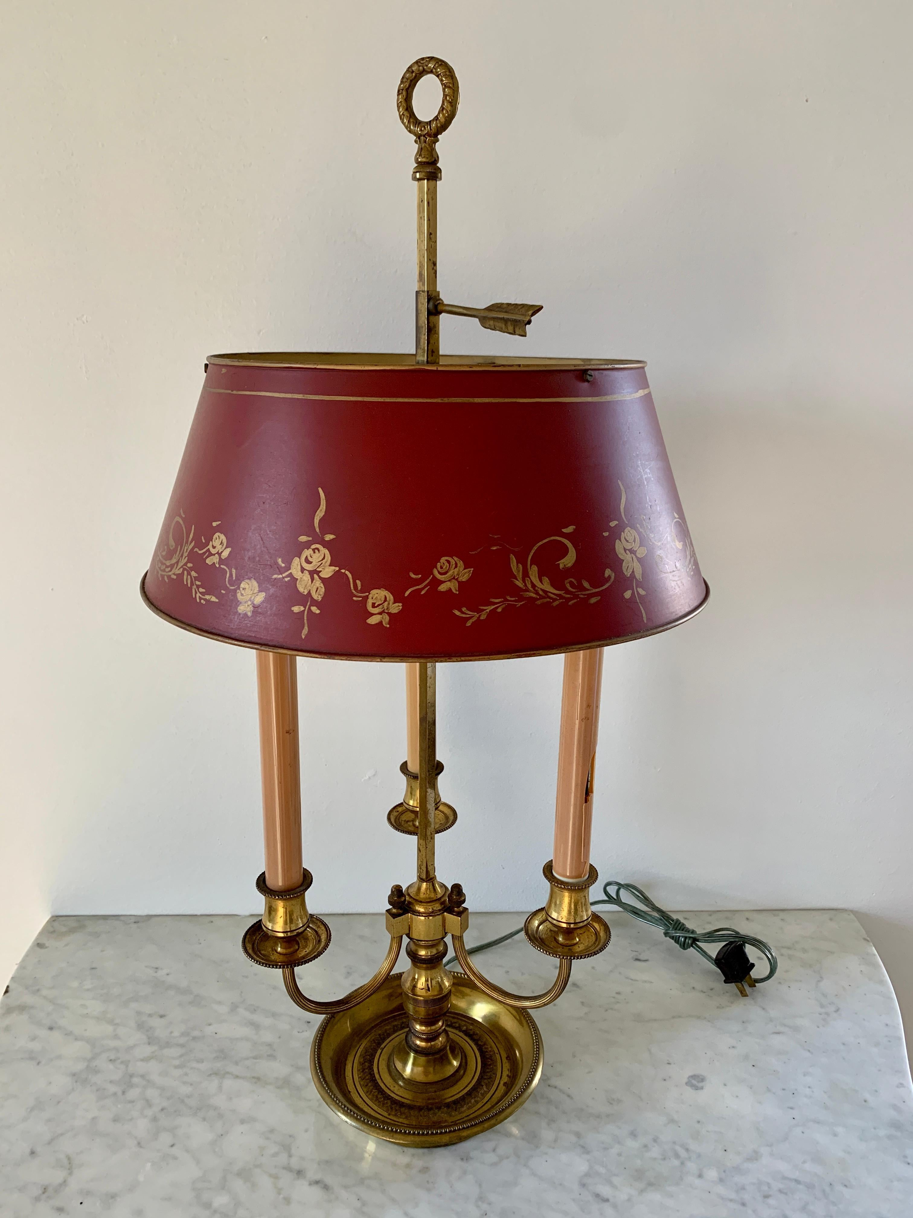 Metal Mid-20th Century Brass Three-Arm Bouillotte Lamp with Red Tole Shade For Sale