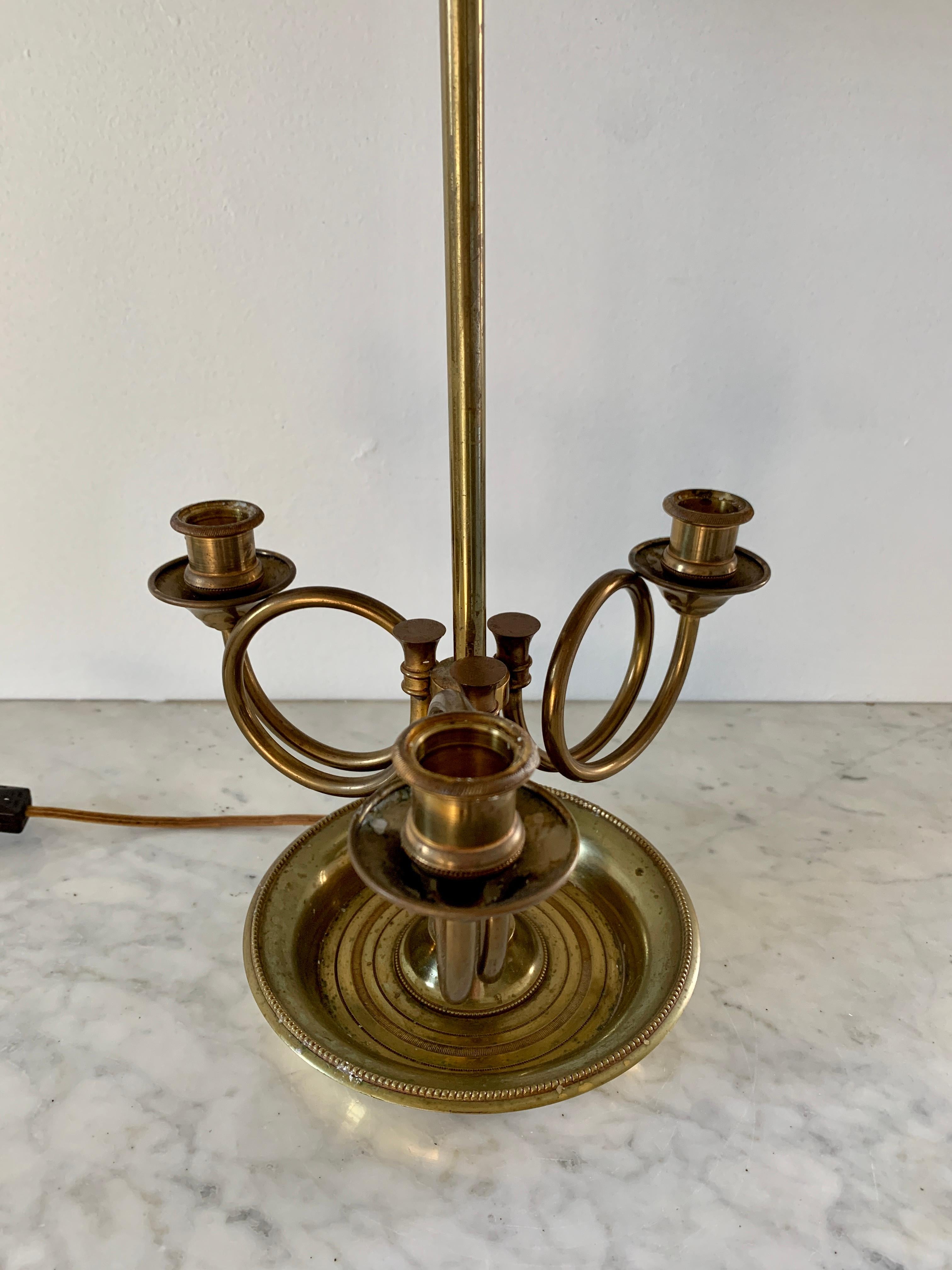 Mid-20th Century Brass Three-Arm Horn Bouillotte Lamp with Red Tole Shade In Good Condition For Sale In Elkhart, IN