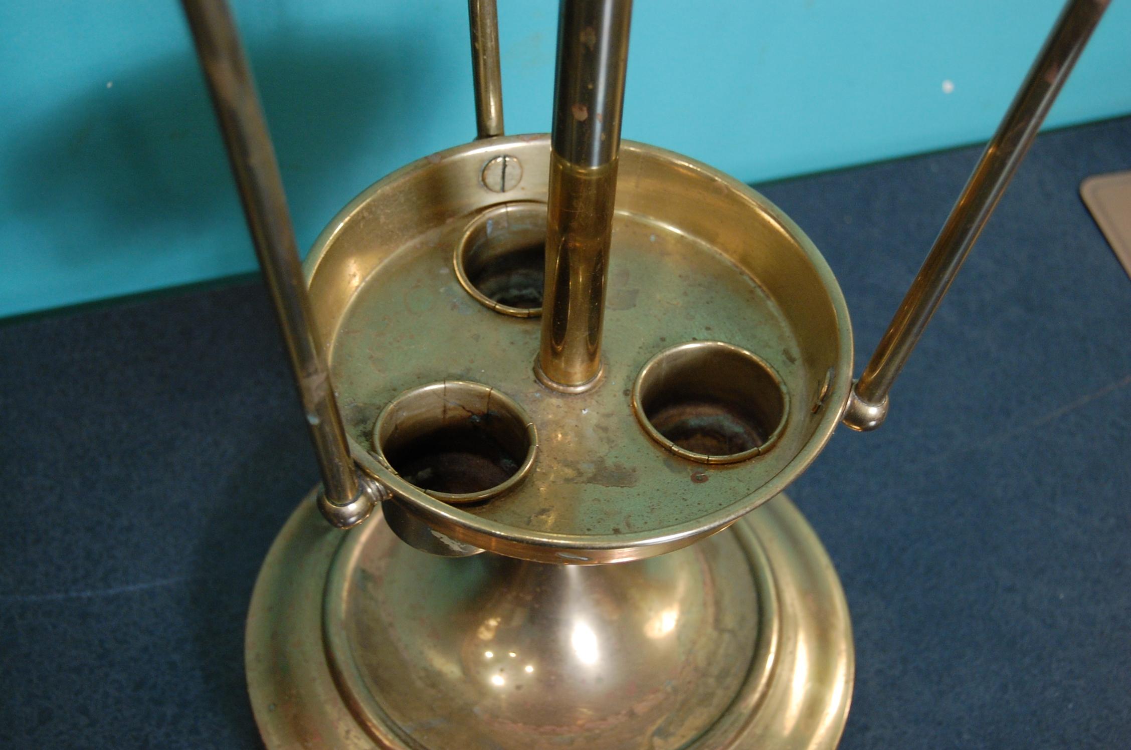 Mid-20th Century Brass Umbrella Stand by Herco Art Manufacturing Company For Sale 5