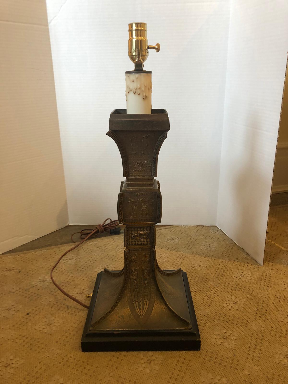 Mid-20th Century Bronze Archaic Lamp with Oriental Motif, Possibly Karl Springer For Sale 1