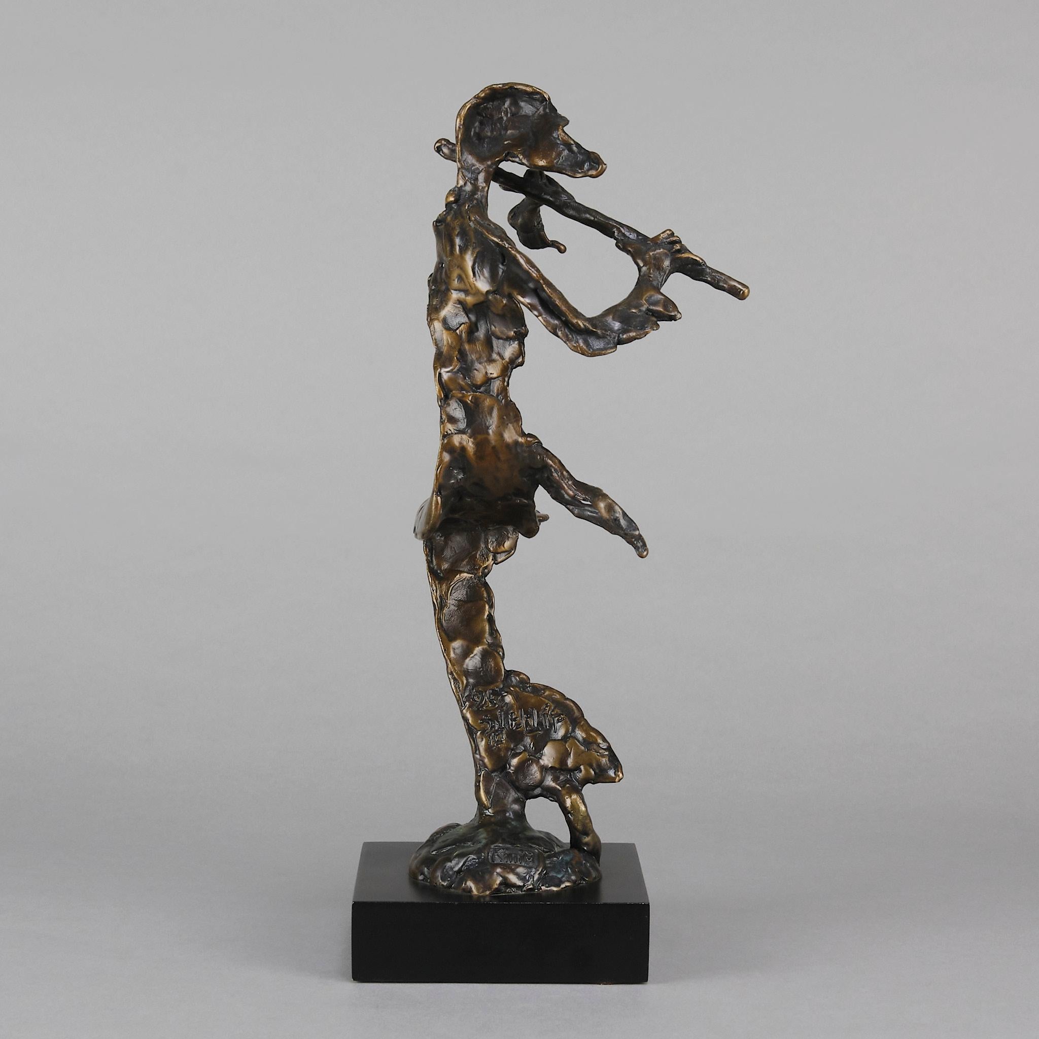 Escultura de bronce de mediados del siglo XX titulada 
