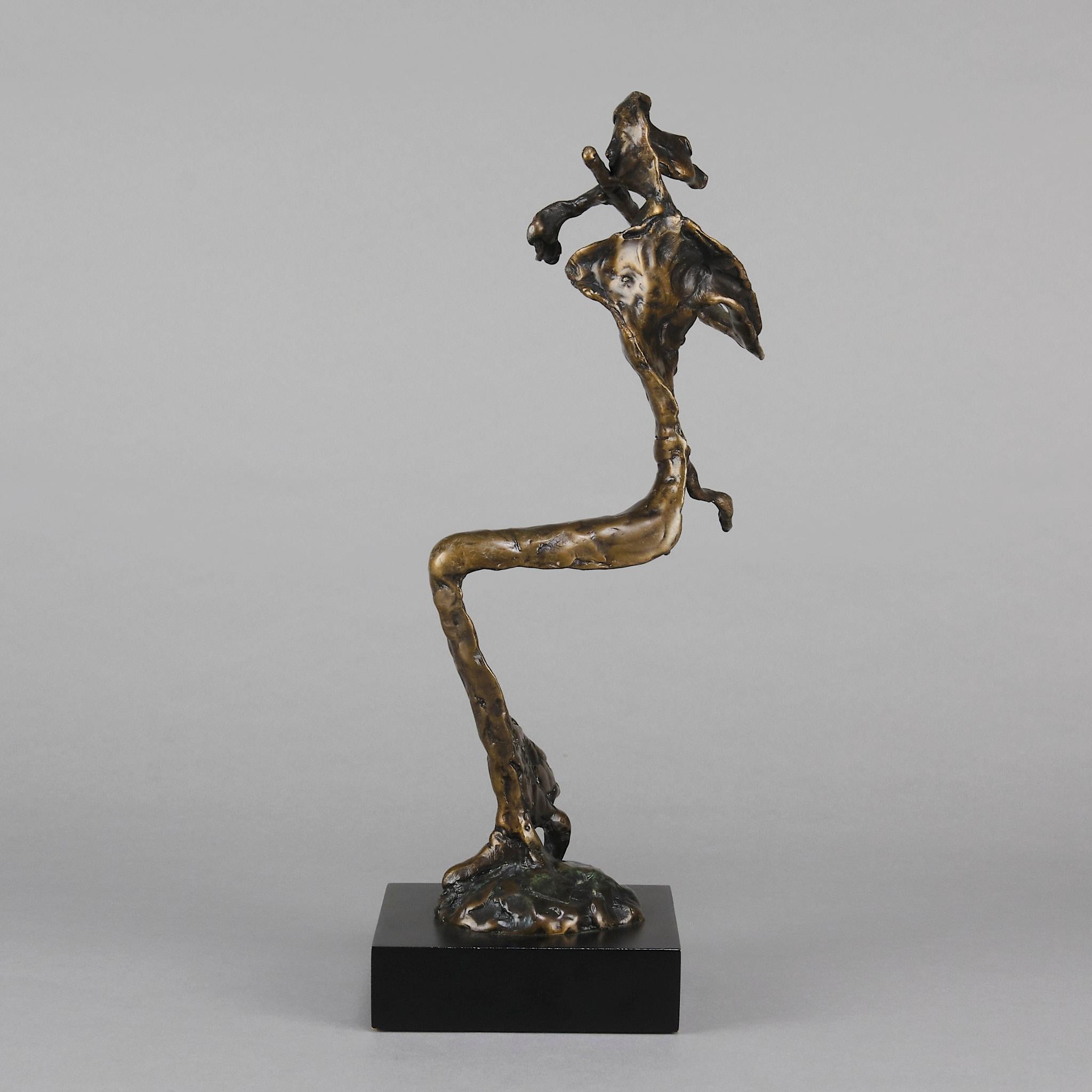 Escultura de bronce de mediados del siglo XX titulada 