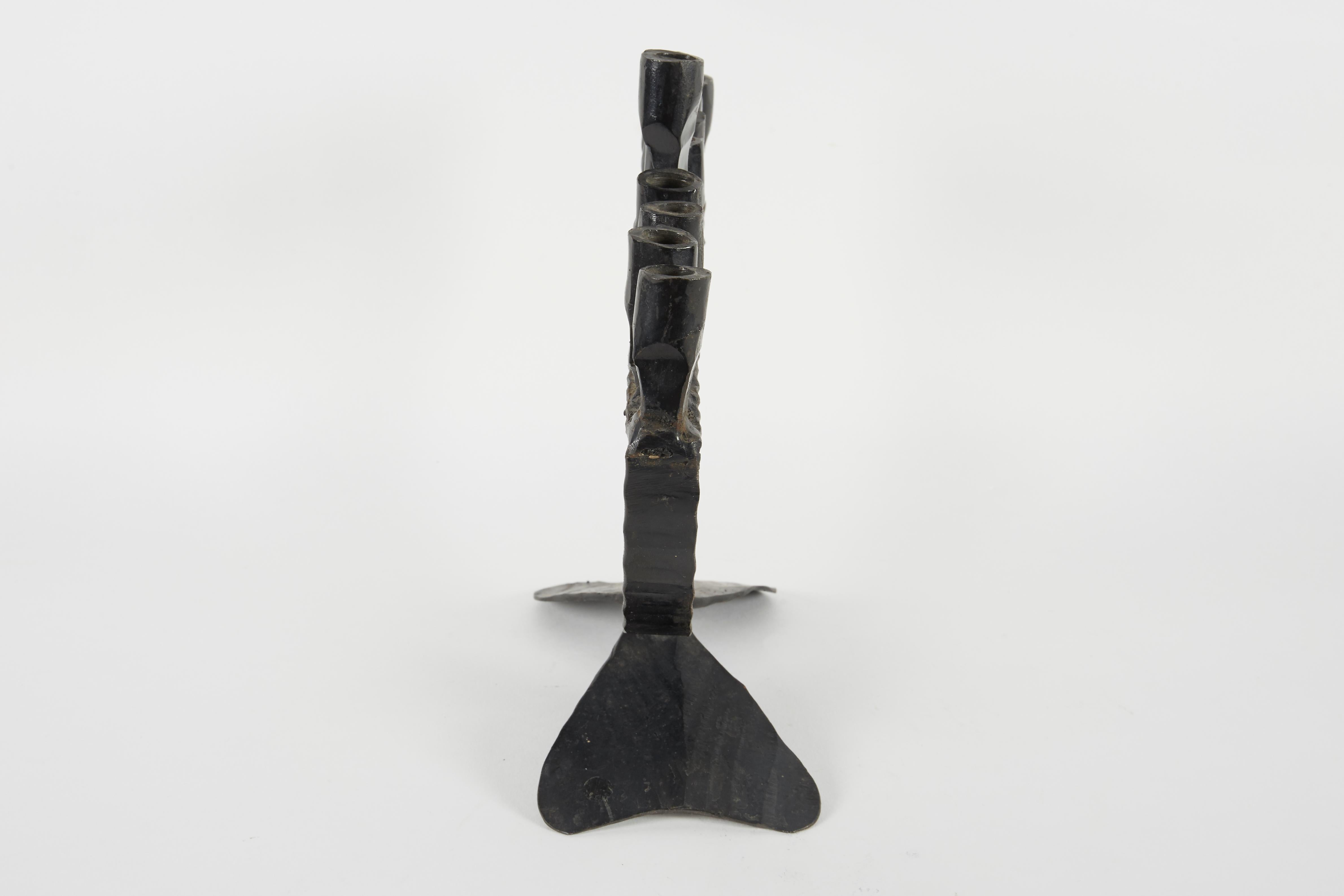 Mid-20th Century Brutalist Iron Hanukkah Lamp Menorah by David Palombo In Excellent Condition In New York, NY