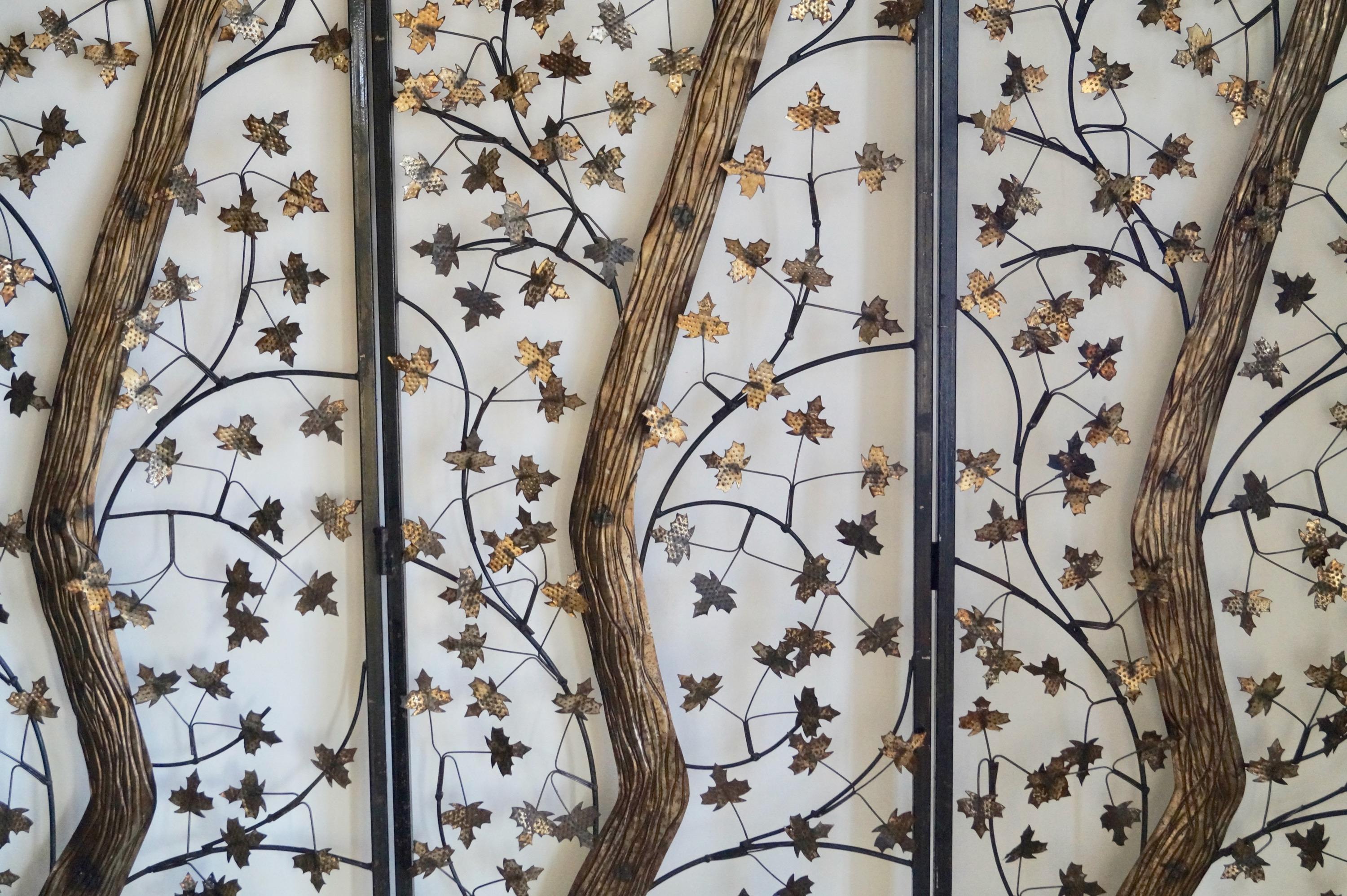 Mid-20th Century Brutalist Metal and Brass Leaves Screen, England For Sale 5