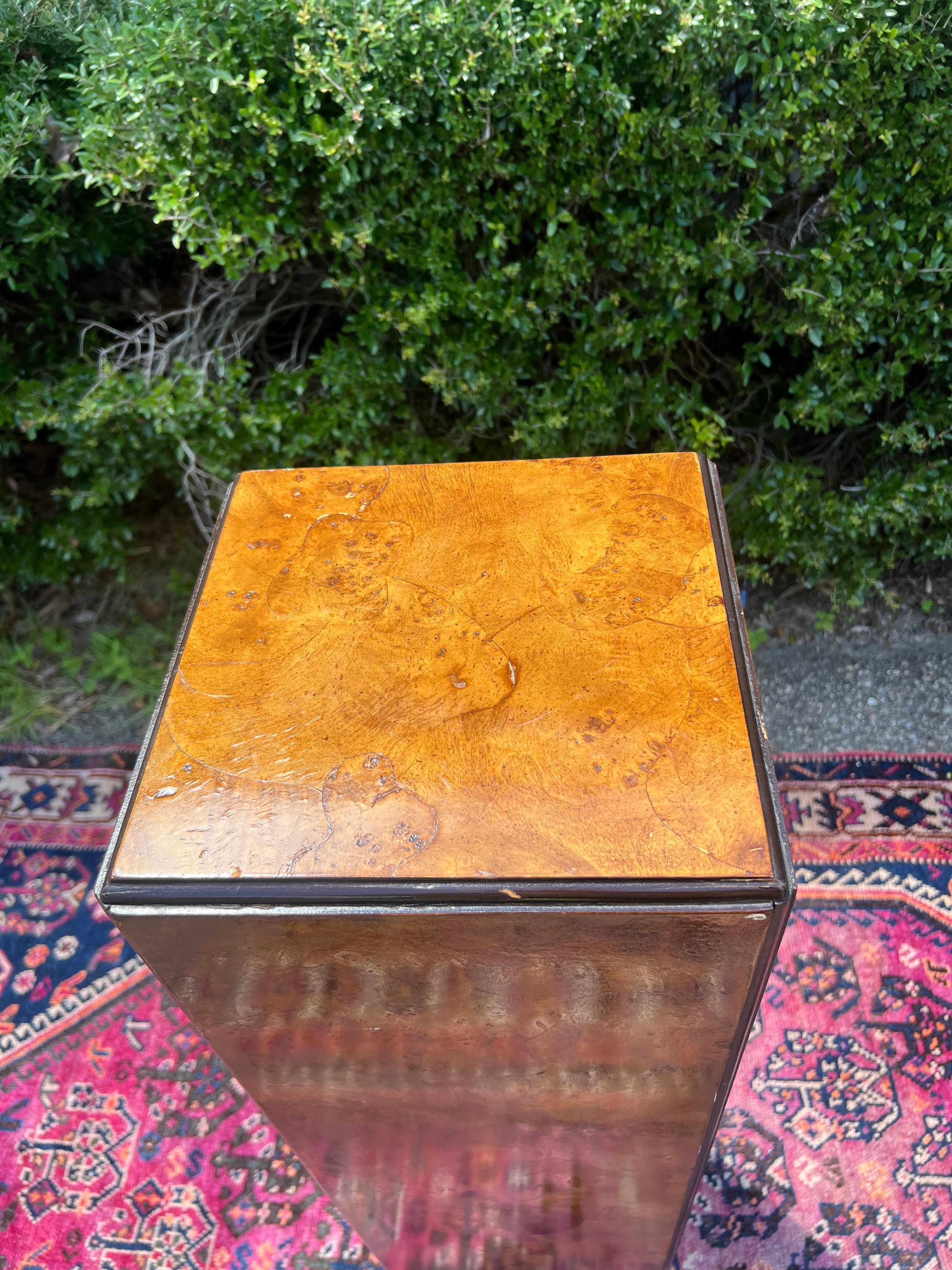 American Mid 20th Century Burlwood Pedestal in the Manner of Milo Baughman
