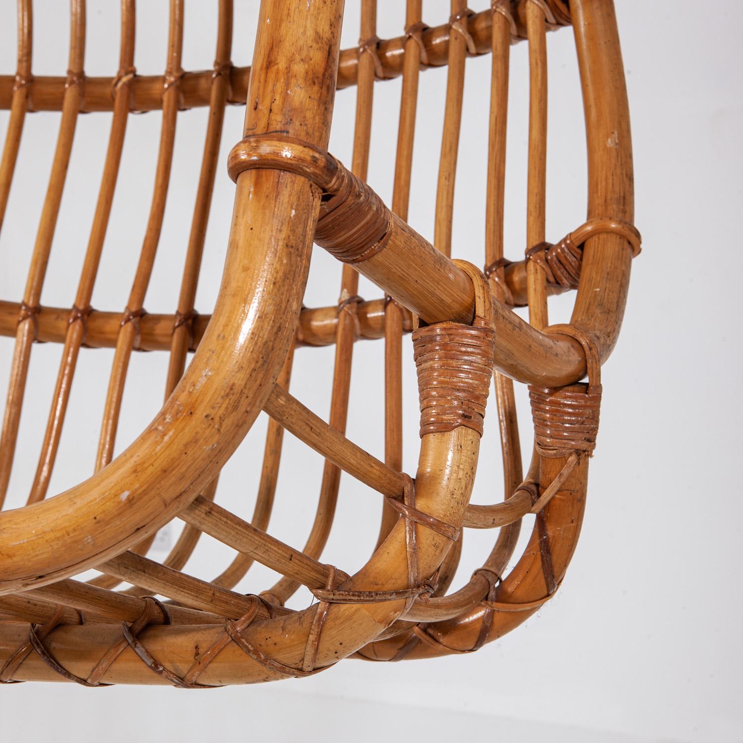 Mid-20th Century Cane Hanging Chair For Sale 4