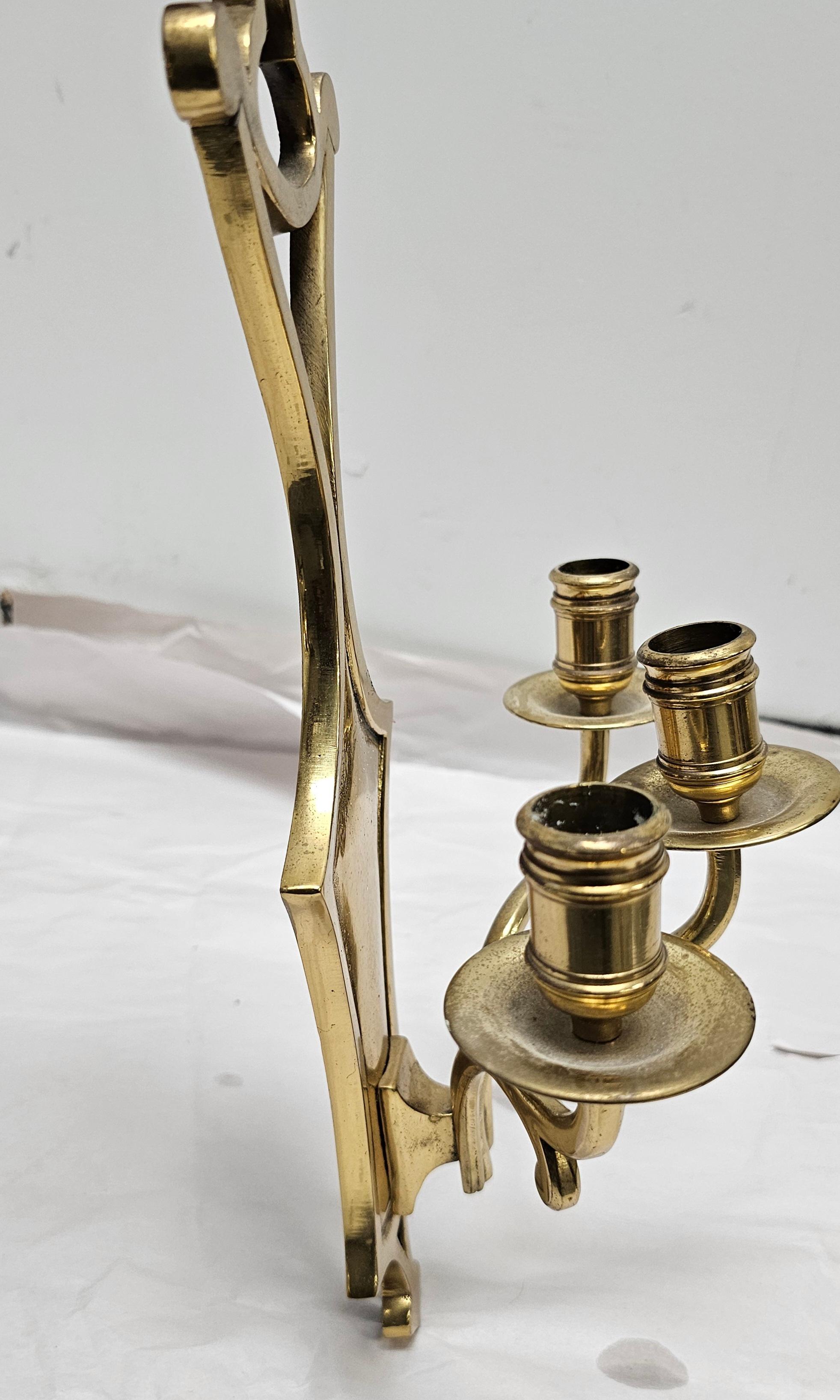 Mid 20th Century Cast Brass Three Light Wall Candle Sconce In Good Condition For Sale In Germantown, MD
