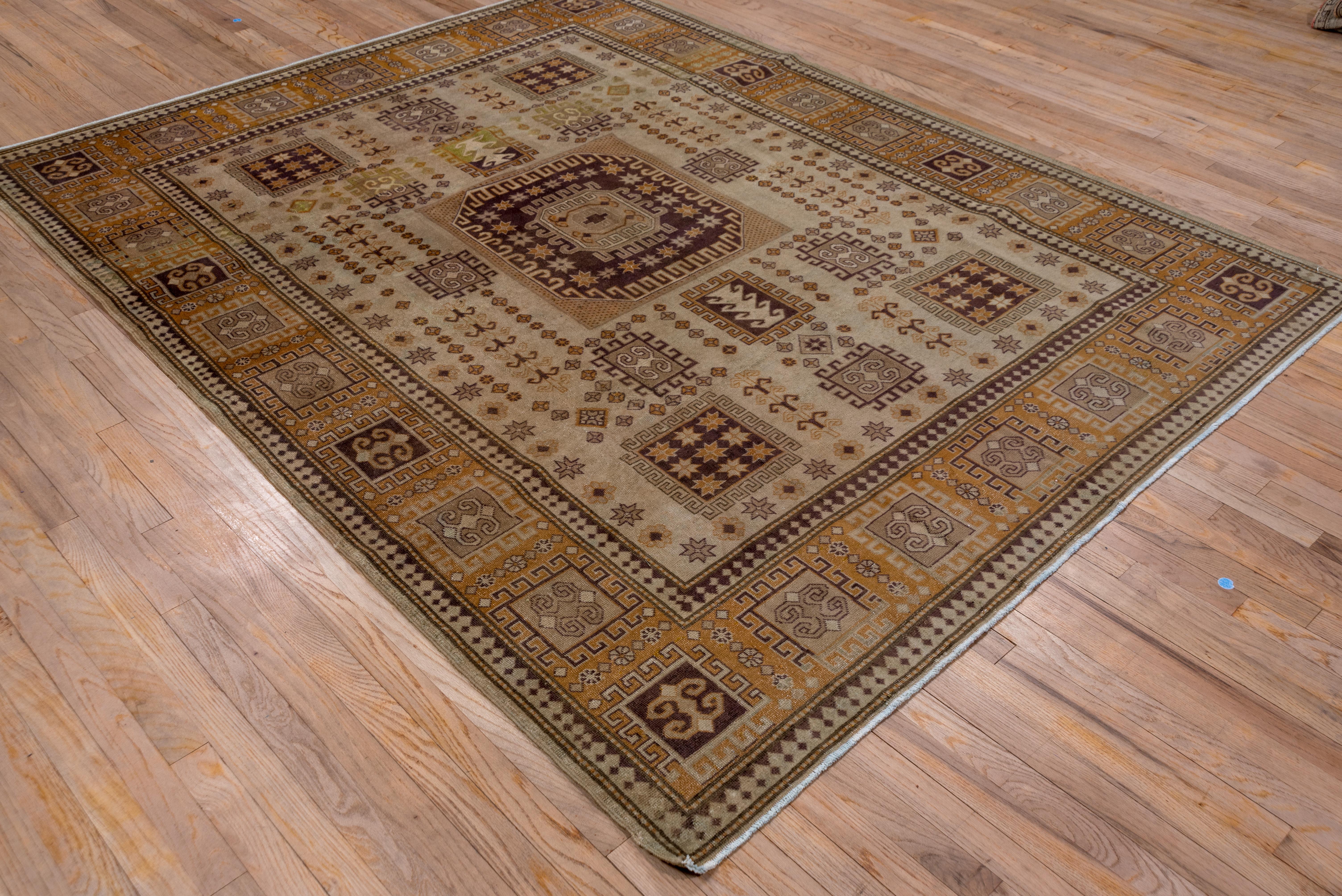 Hand-Knotted Mid-20th Century Caucasian Rug For Sale