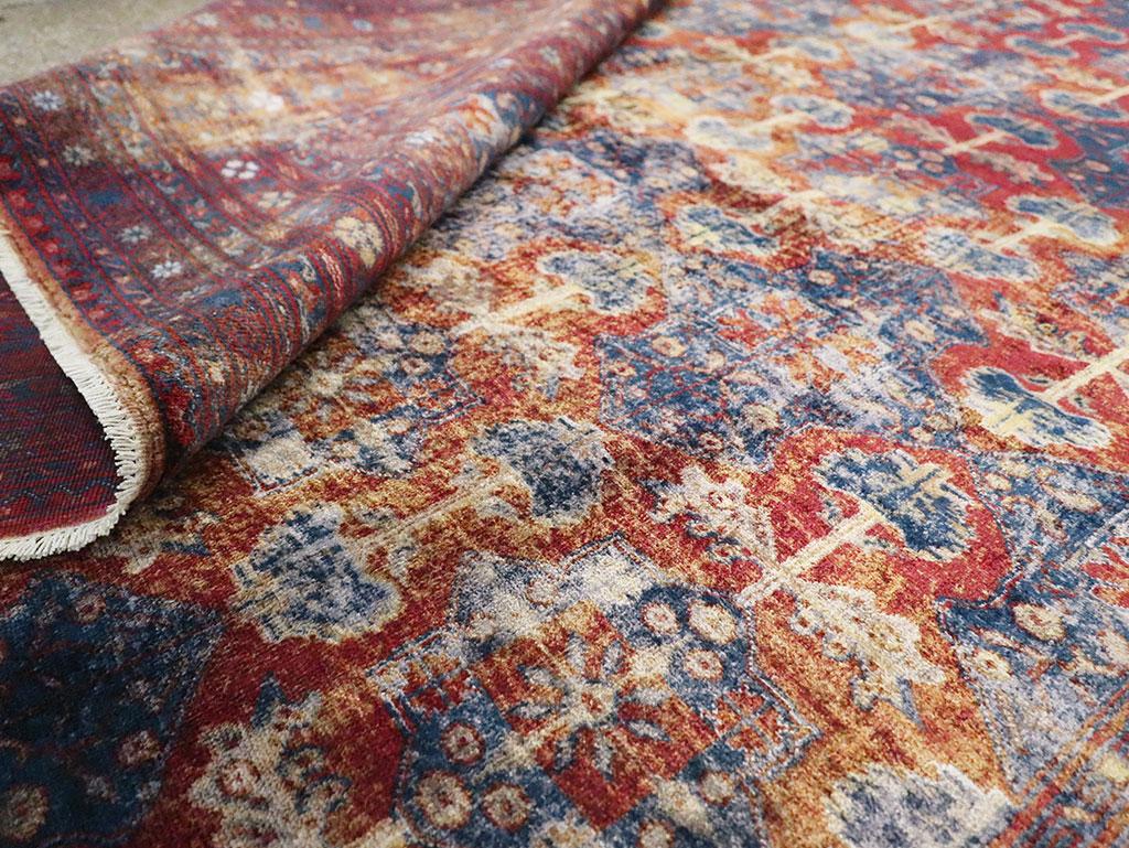 20ième siècle Tapis d'accent tribal en soie Turkoman d'Asie centrale du milieu du 20e siècle en vente