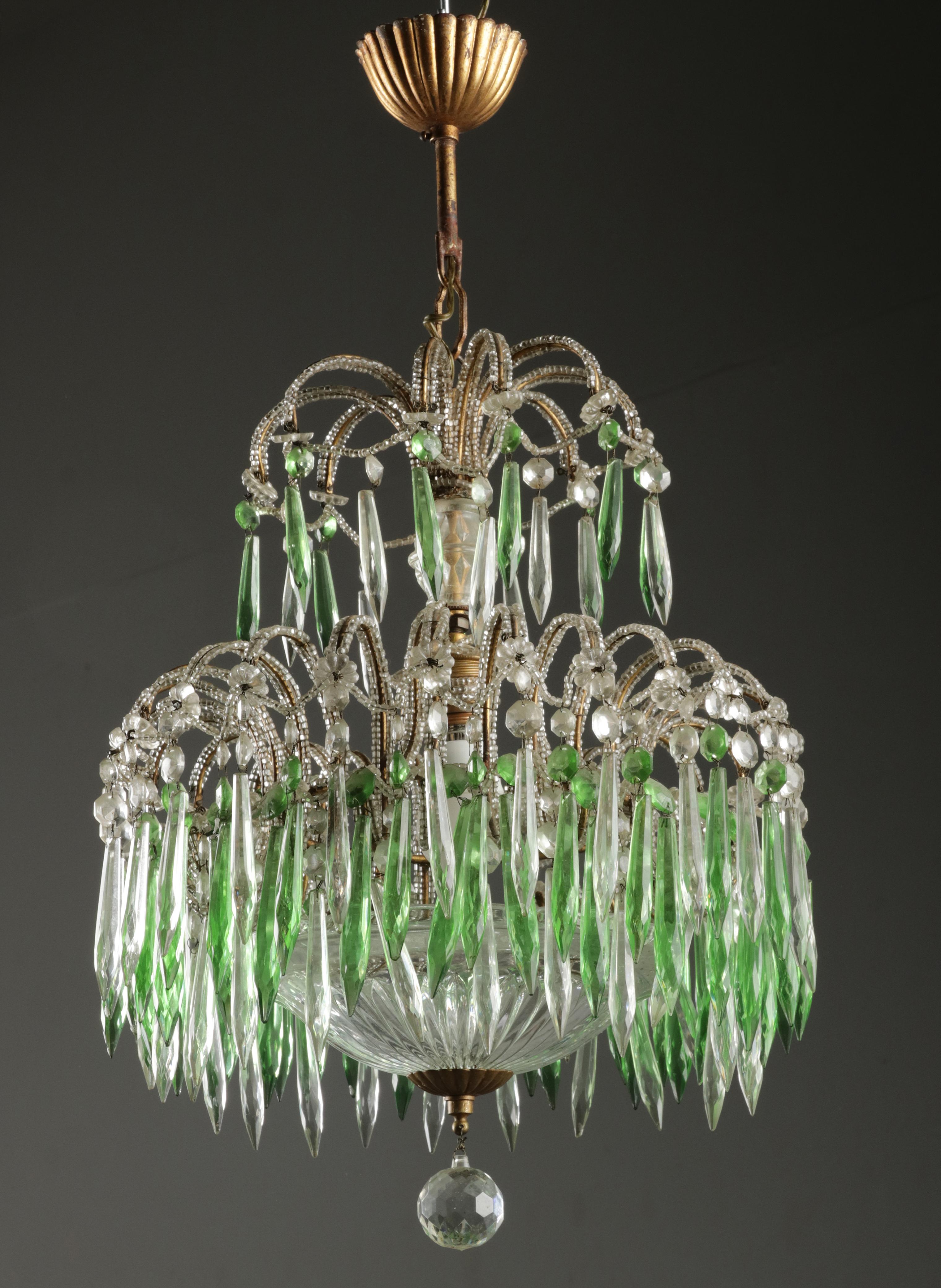A colorful Italian palm-shaped chandelier with green and white glass drops. The armature is made of iron, embellished with string of glass beats. Made in Italy, circa 1950-1960. Inside one E27 lightbulb fitting. The lamp is tested and in working