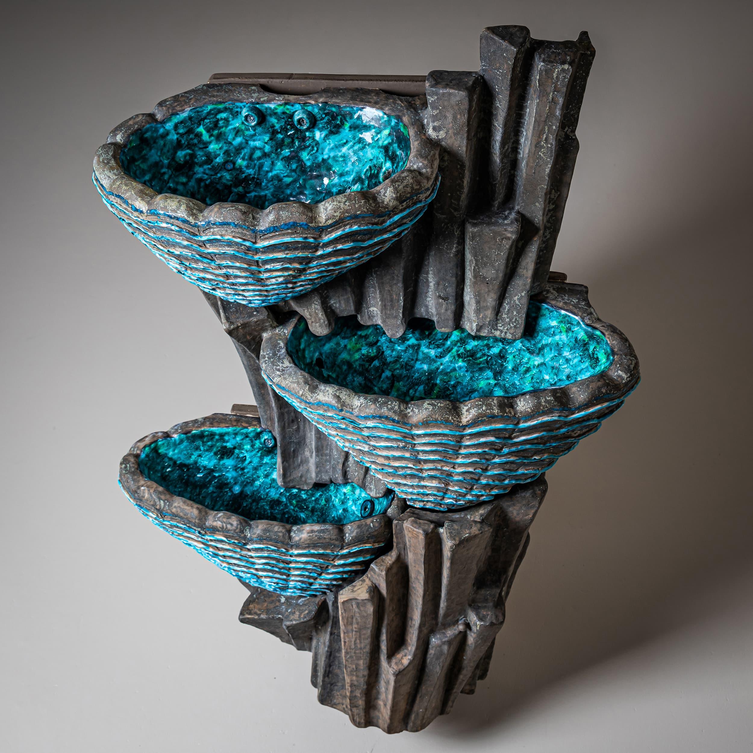 Italian Mid-20th Century Ceramic Indoor Fountain, likely Venice, San Polo For Sale