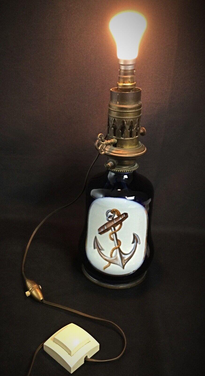 Base de lampe en céramique du milieu du 20e siècle avec motif d'ancre nautique - 2Y312 en vente 4