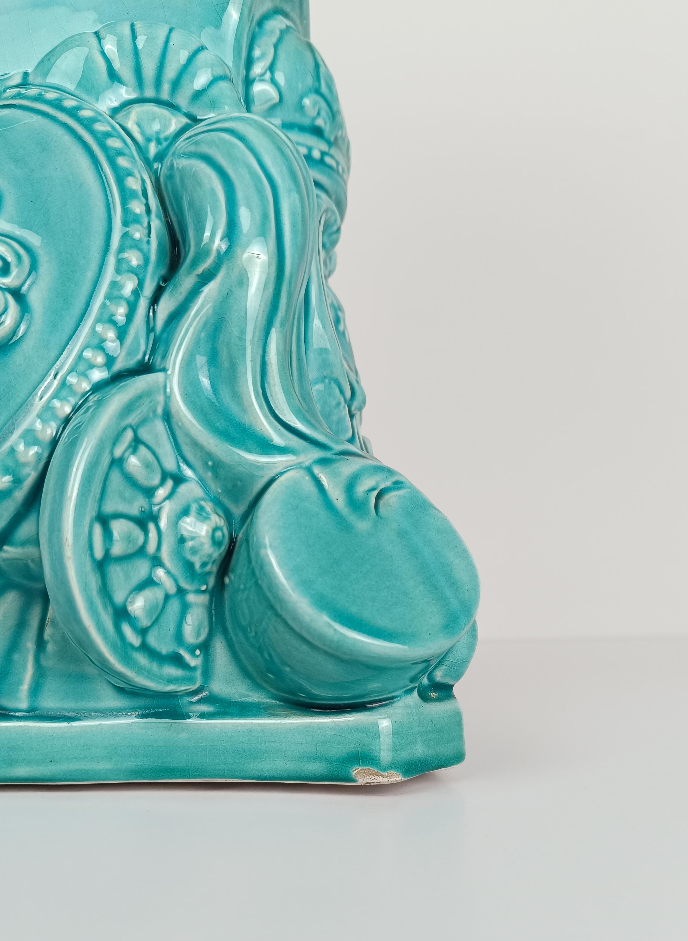 Mid 20th Century Ceramic Lamp Decorated with Italian Renaissance Arms and Armor For Sale 11