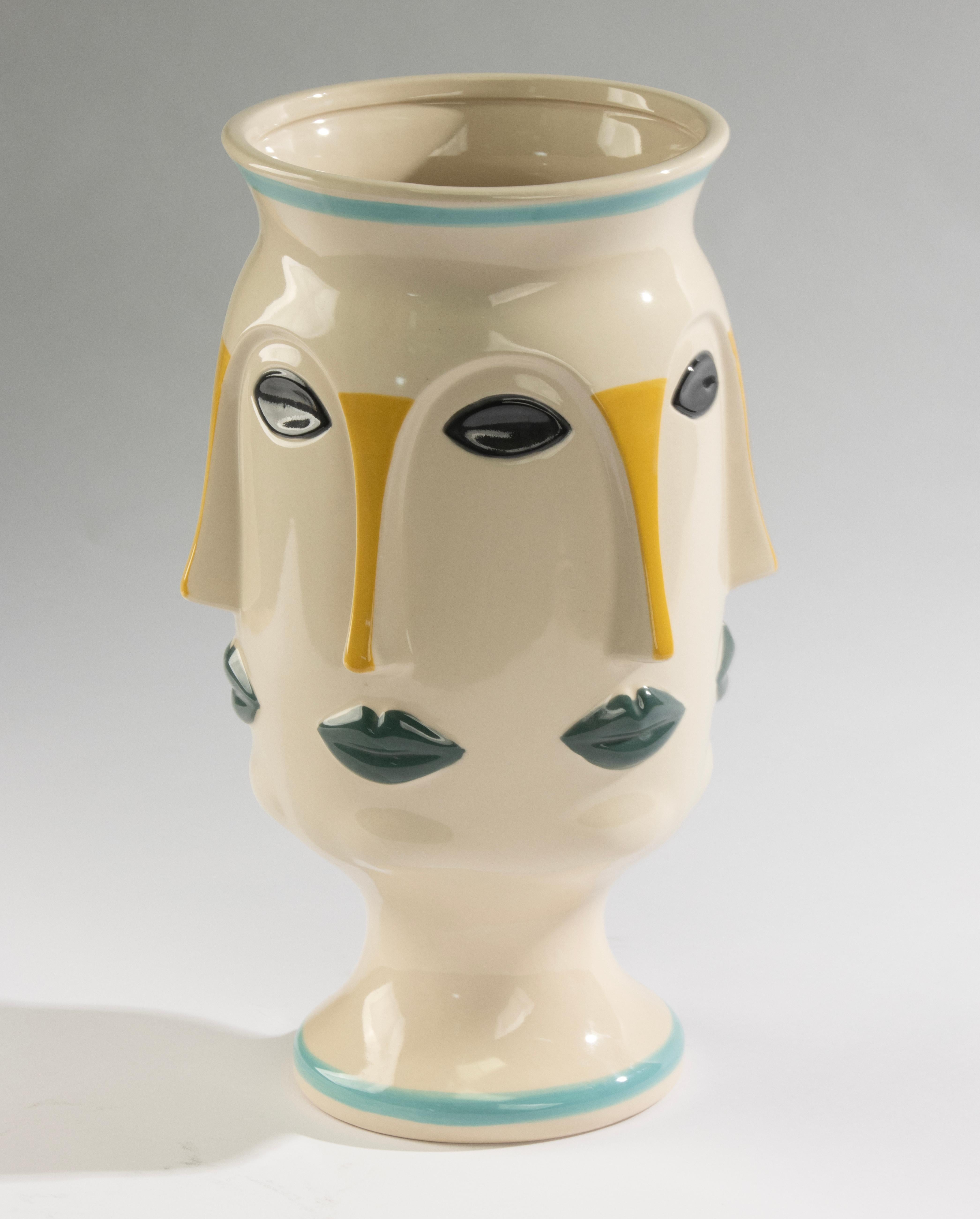 Vase en céramique du milieu du 20e siècle - Vallauris AM - Décoré à la main - Visages cubistes en vente 6