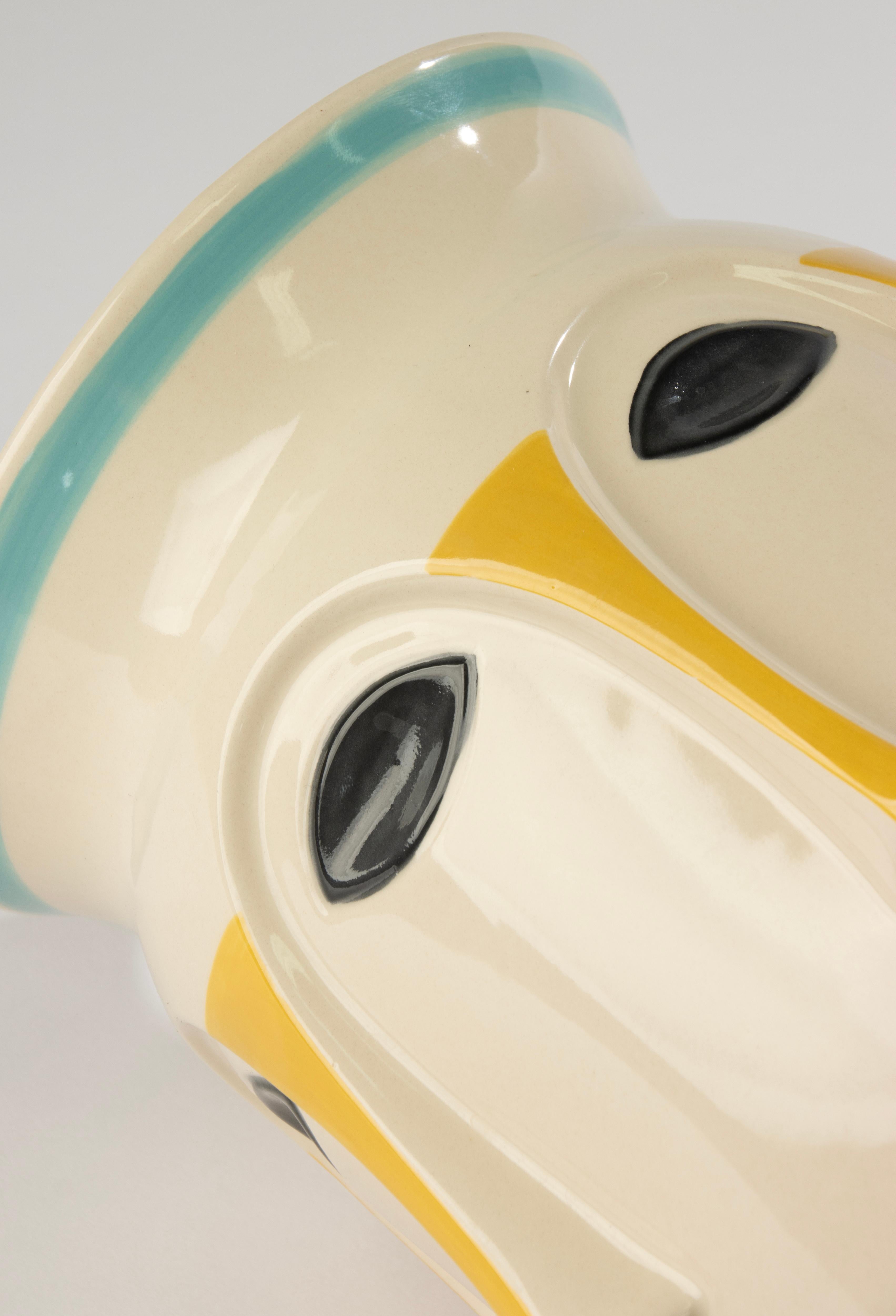 Vase en céramique du milieu du 20e siècle - Vallauris AM - Décoré à la main - Visages cubistes en vente 7