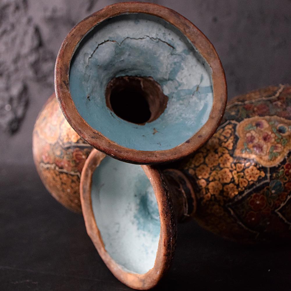 Mid-20th Century Ceremonial Vases For Sale 3