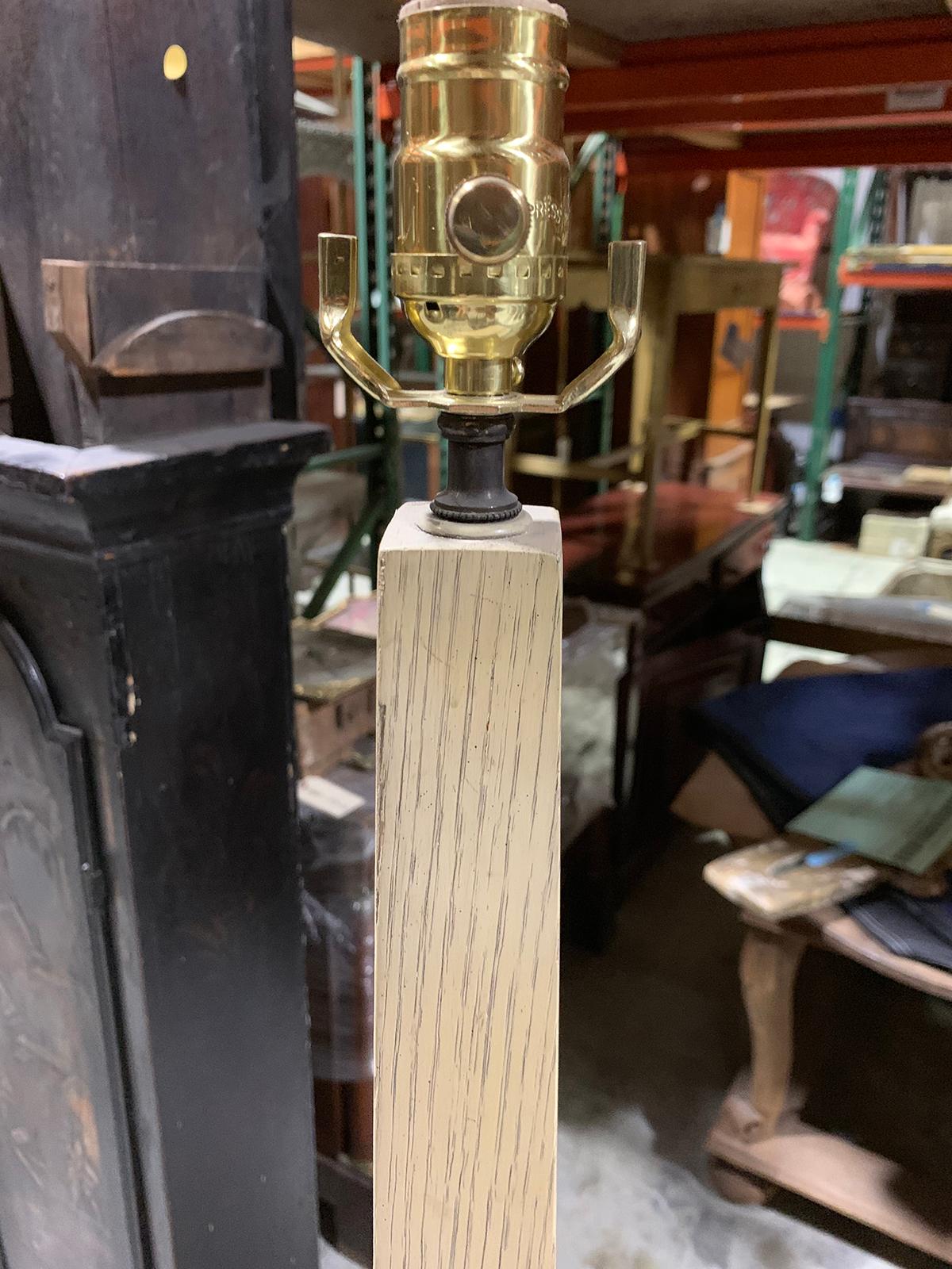 Mid-20th Century Cerused Oak Lamp For Sale 2