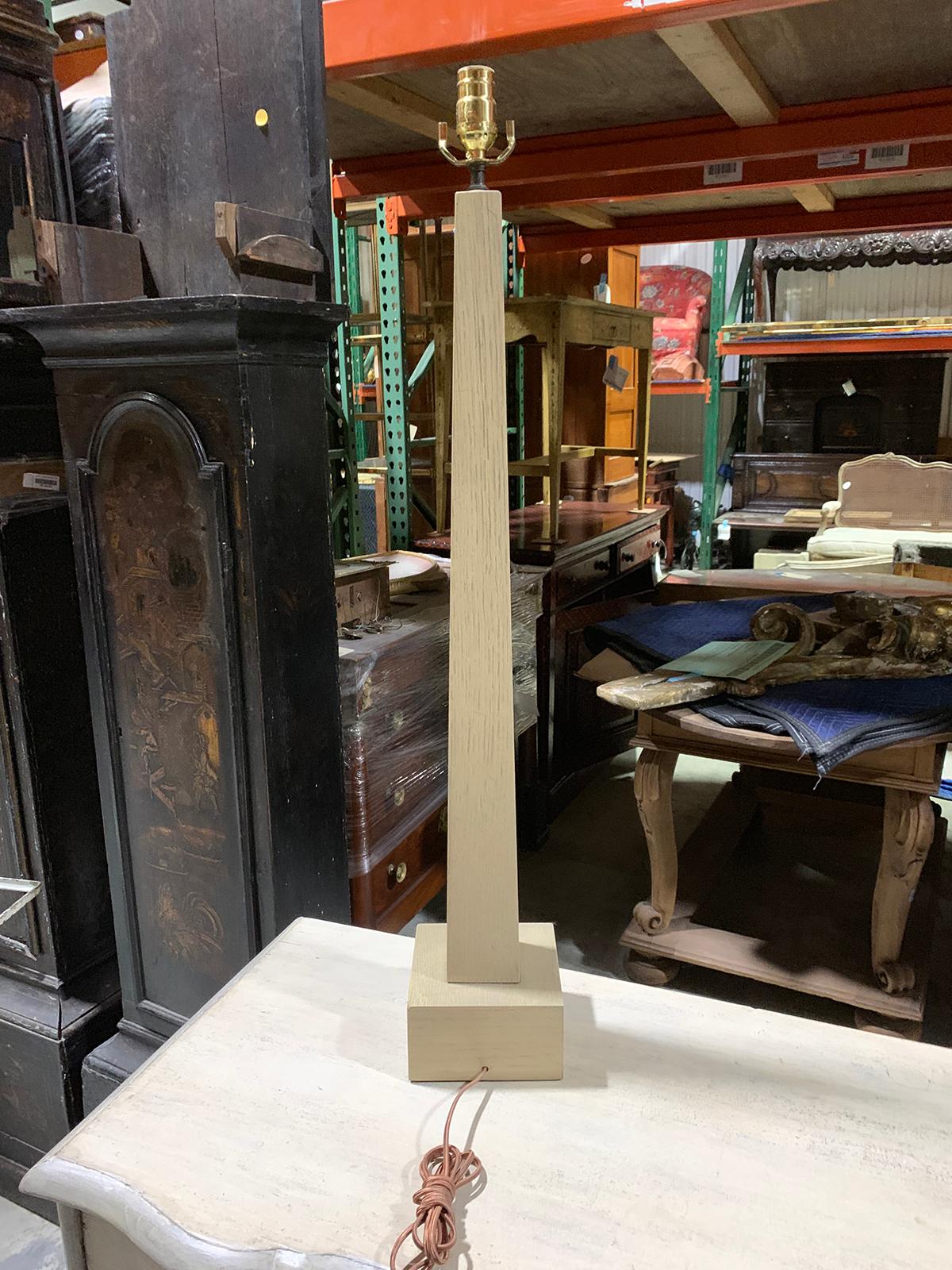 Mid-20th Century Cerused Oak Lamp For Sale 6
