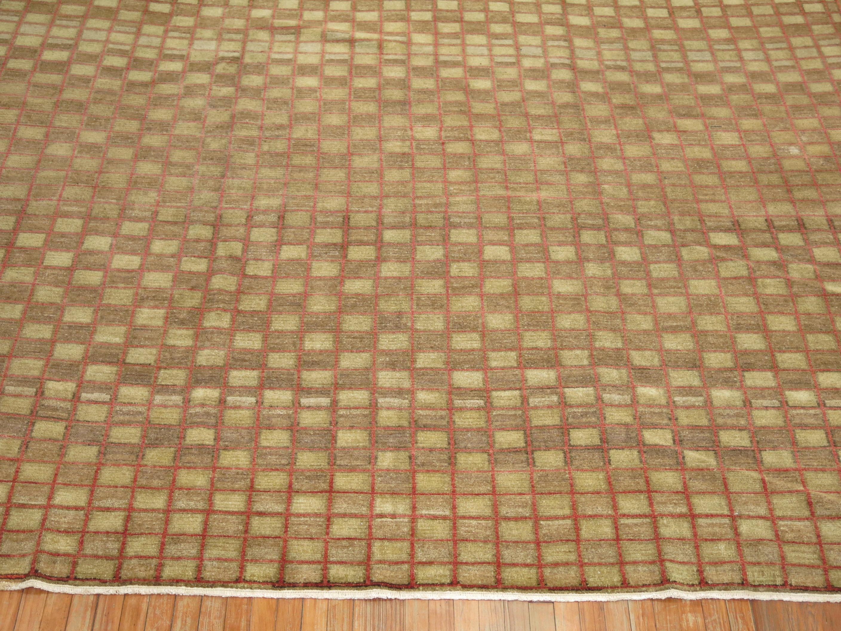 Mid-20th Century Checkered Vintage Turkish Anatolian Brown Room Size Rug For Sale 5
