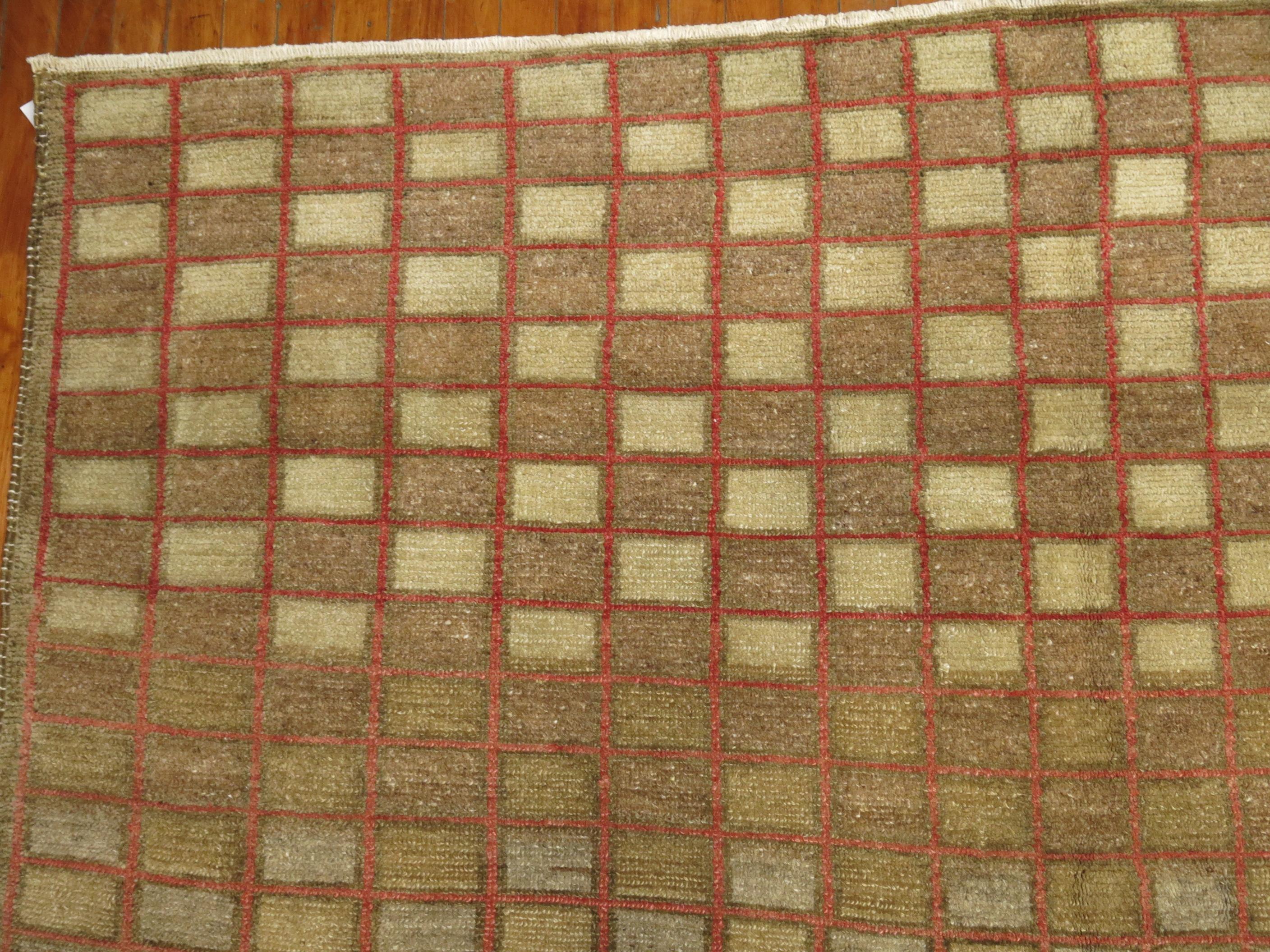 Mid-20th Century Checkered Vintage Turkish Anatolian Brown Room Size Rug For Sale 1