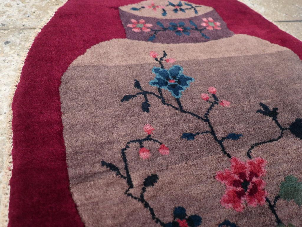 Wool Mid-20th Century Chinese Art Deco Oval Throw Rugs For Sale