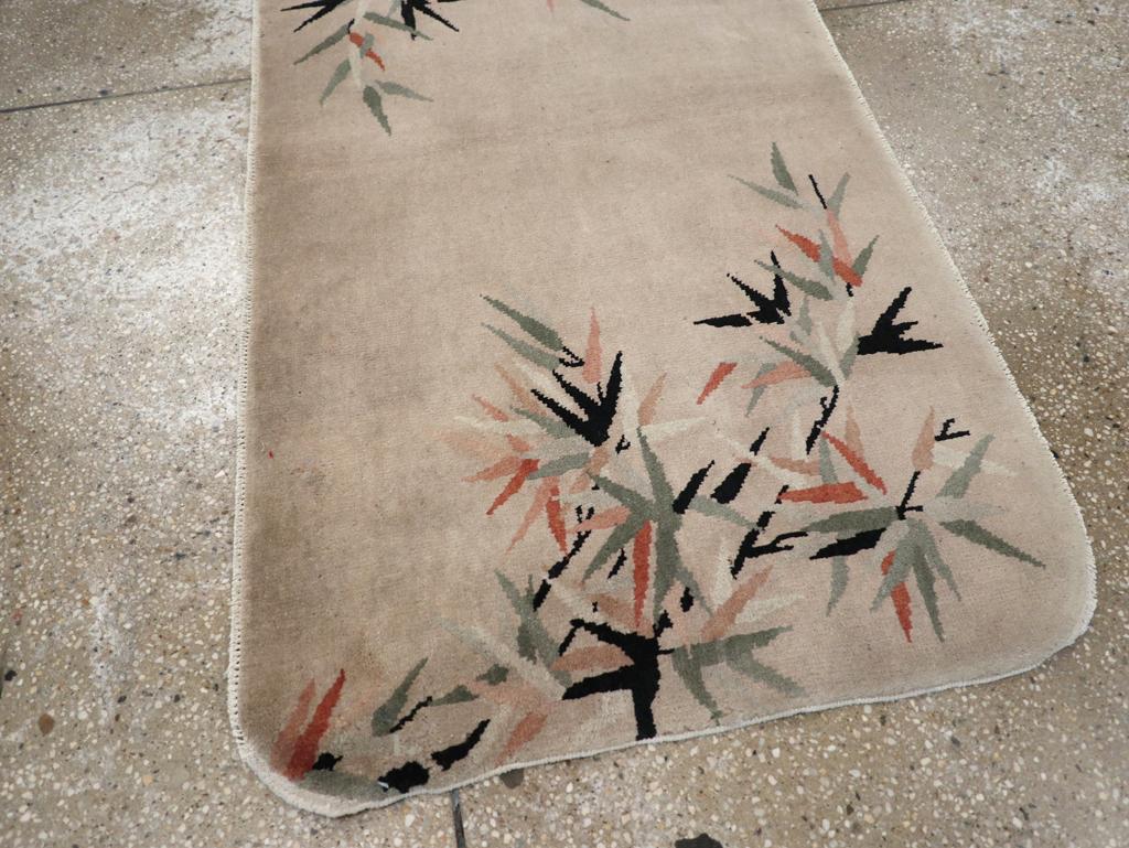 Mid-20th Century Chinese Art Deco throw rugs For Sale 9