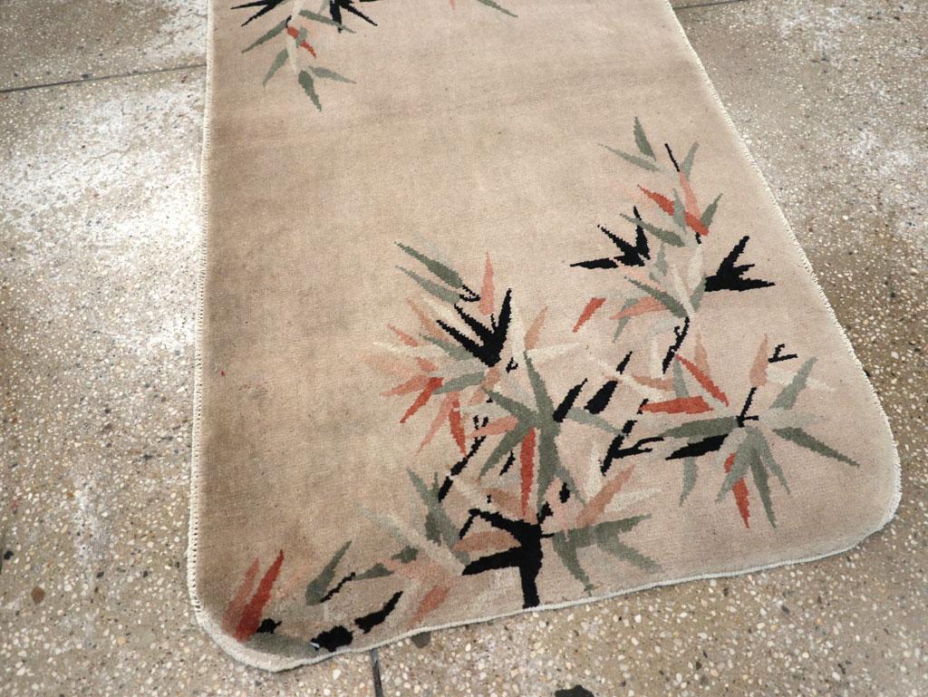 Tapis chinois Art déco du milieu du 20e siècle en vente 8