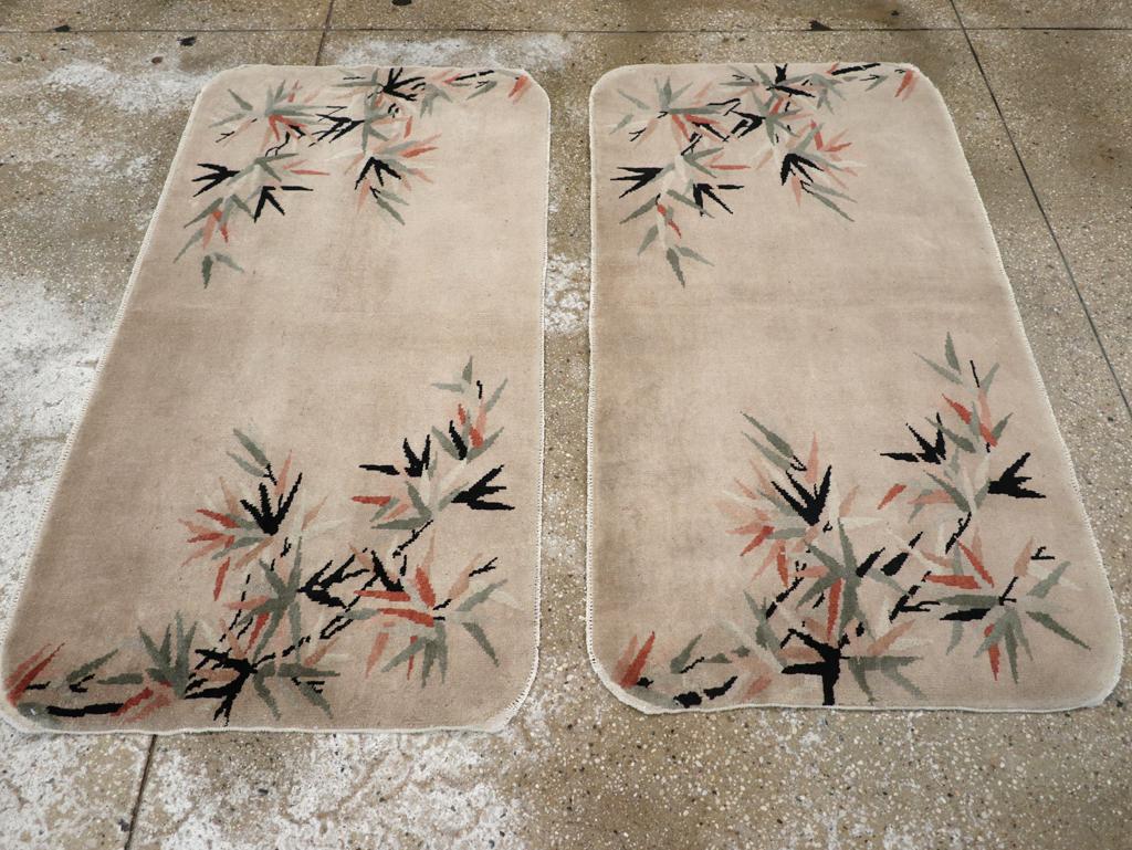 Hand-Knotted Mid-20th Century Chinese Art Deco throw rugs For Sale