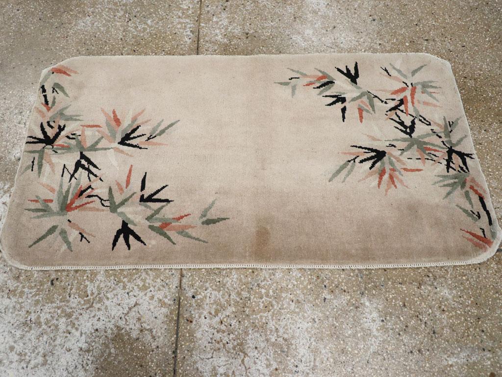Mid-20th Century Chinese Art Deco throw rugs For Sale 1