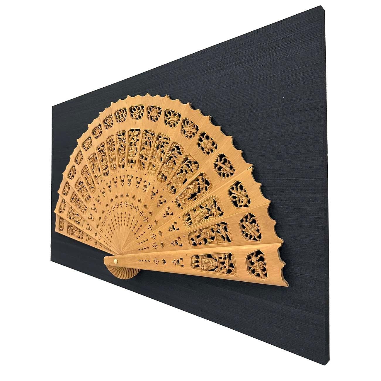 Mid-20th Century Chinese Boxwood Carved Decorative Fan For Sale 4