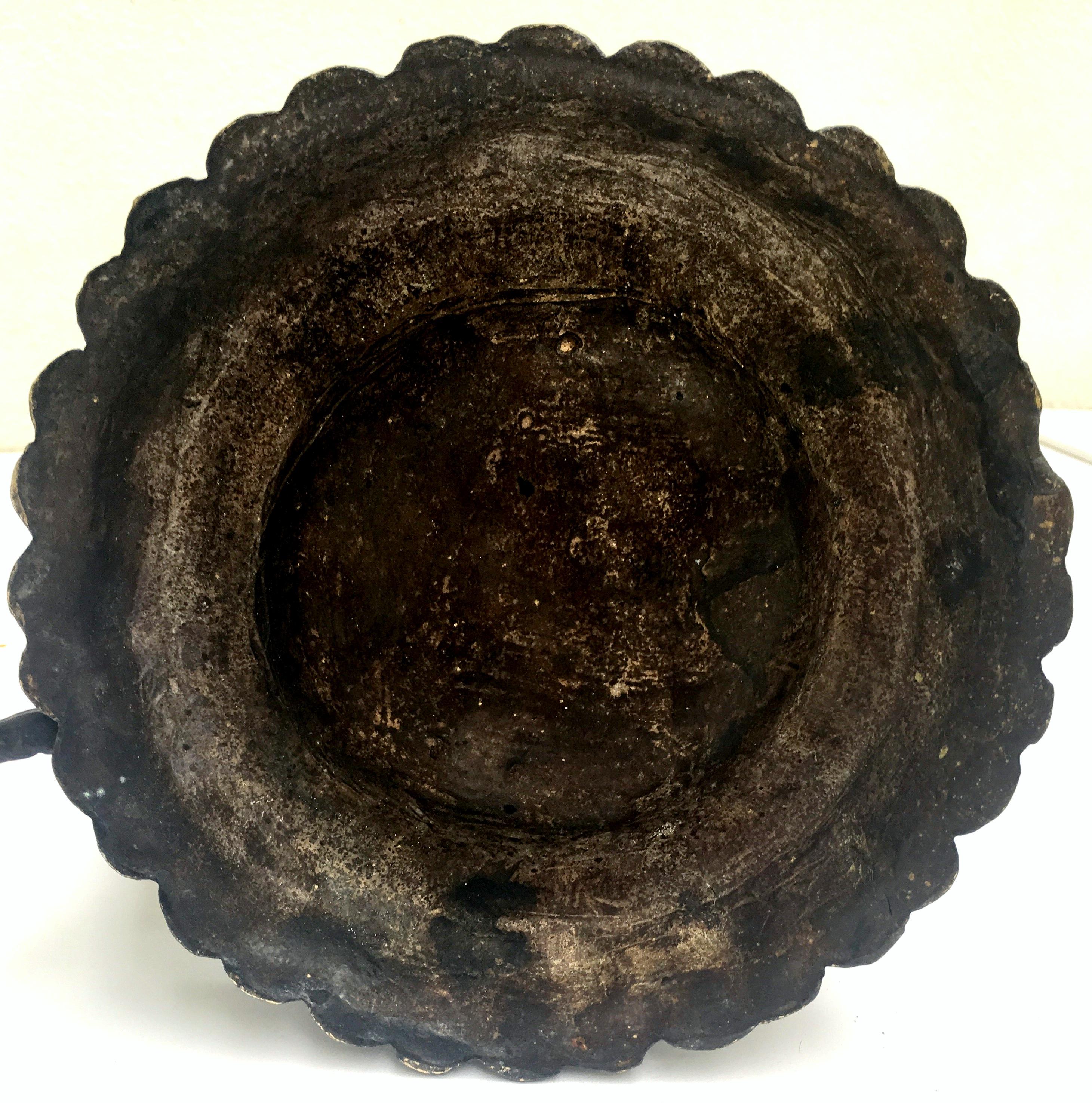 Mid-20th Century Chinese Bronze Sculptural Dragon Large Gong Bell 5