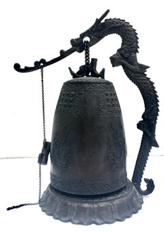 Mid-20th Century Chinese Bronze Sculptural Dragon Large Gong Bell
