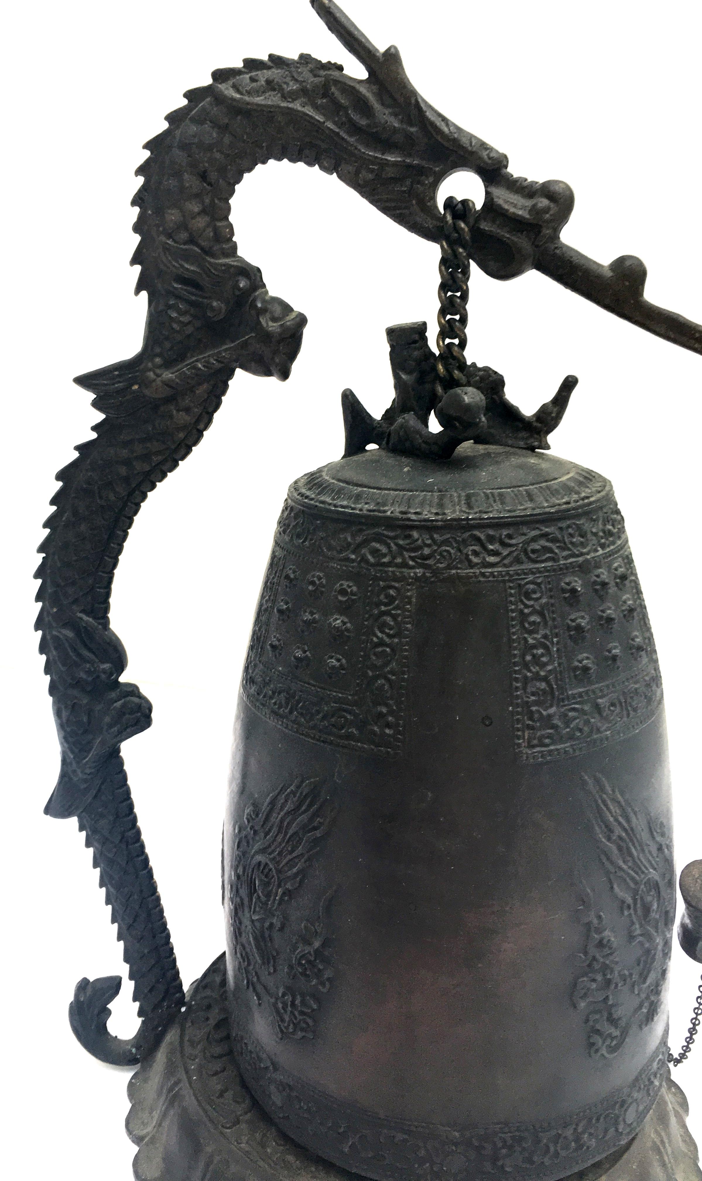 Mid-20th Century Chinese Bronze Sculptural Dragon Large Gong Bell In Good Condition In West Palm Beach, FL