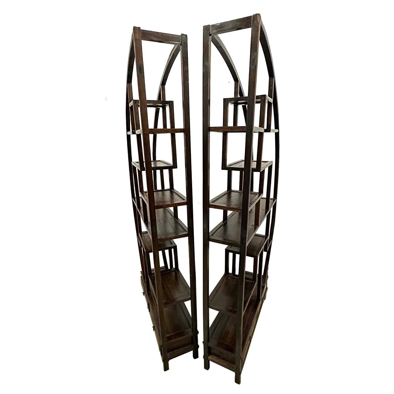 Mid-20th Century Chinese Carved Collector's Display Shelf/Room Divider For Sale 1