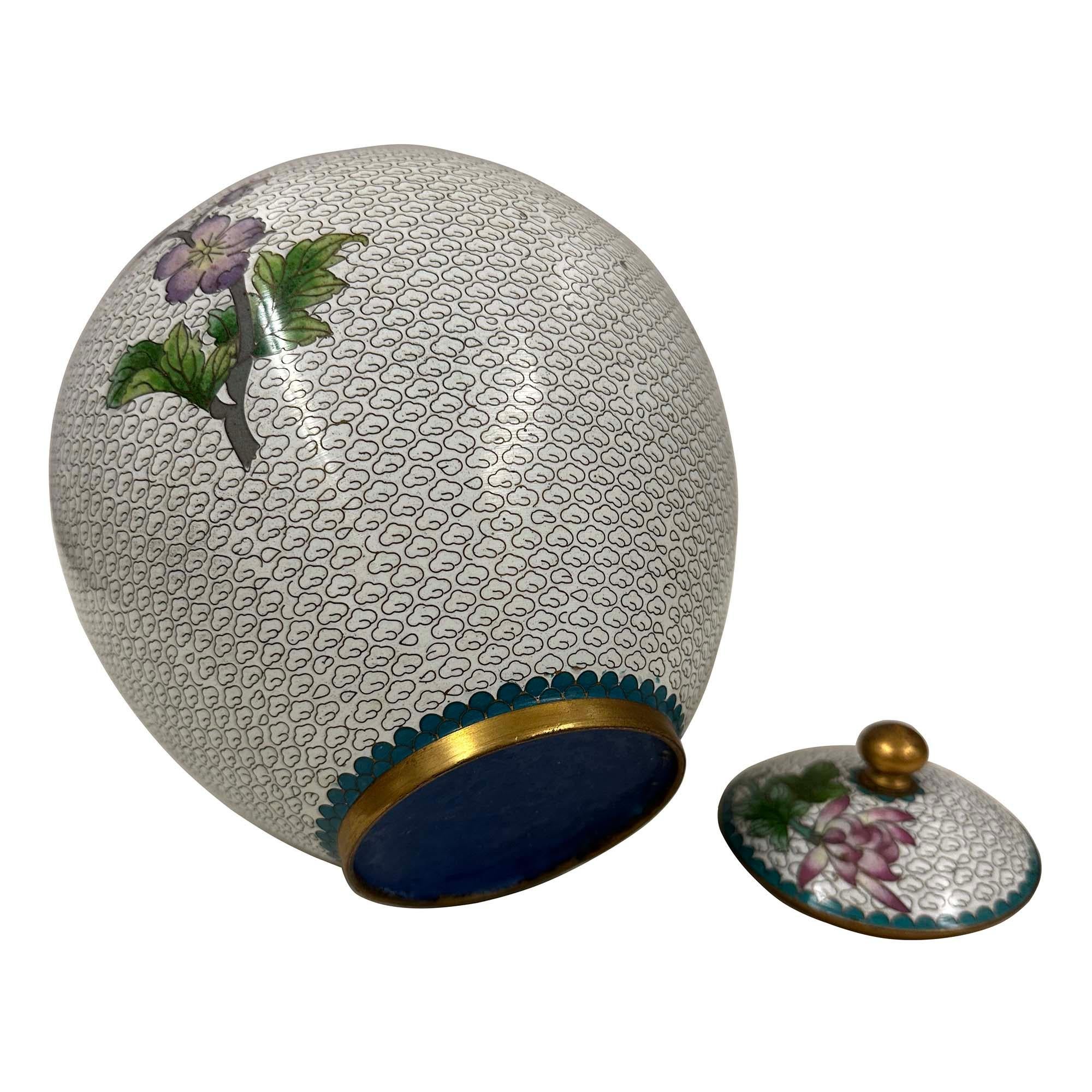 Mid-20th Century Chinese Cloisonne Ginger Jar with Chrysanthemums and Butterfly For Sale 5