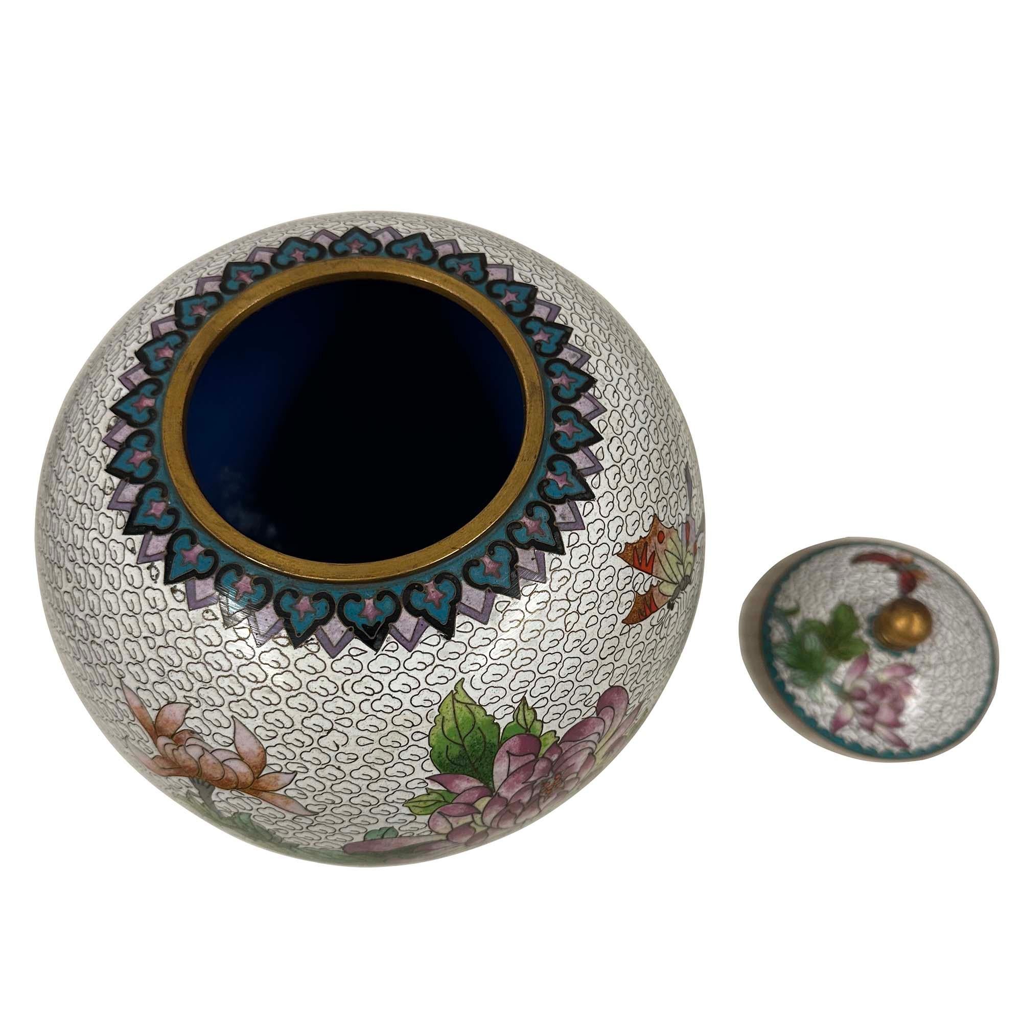 Mid-20th Century Chinese Cloisonne Ginger Jar with Chrysanthemums and Butterfly For Sale 2
