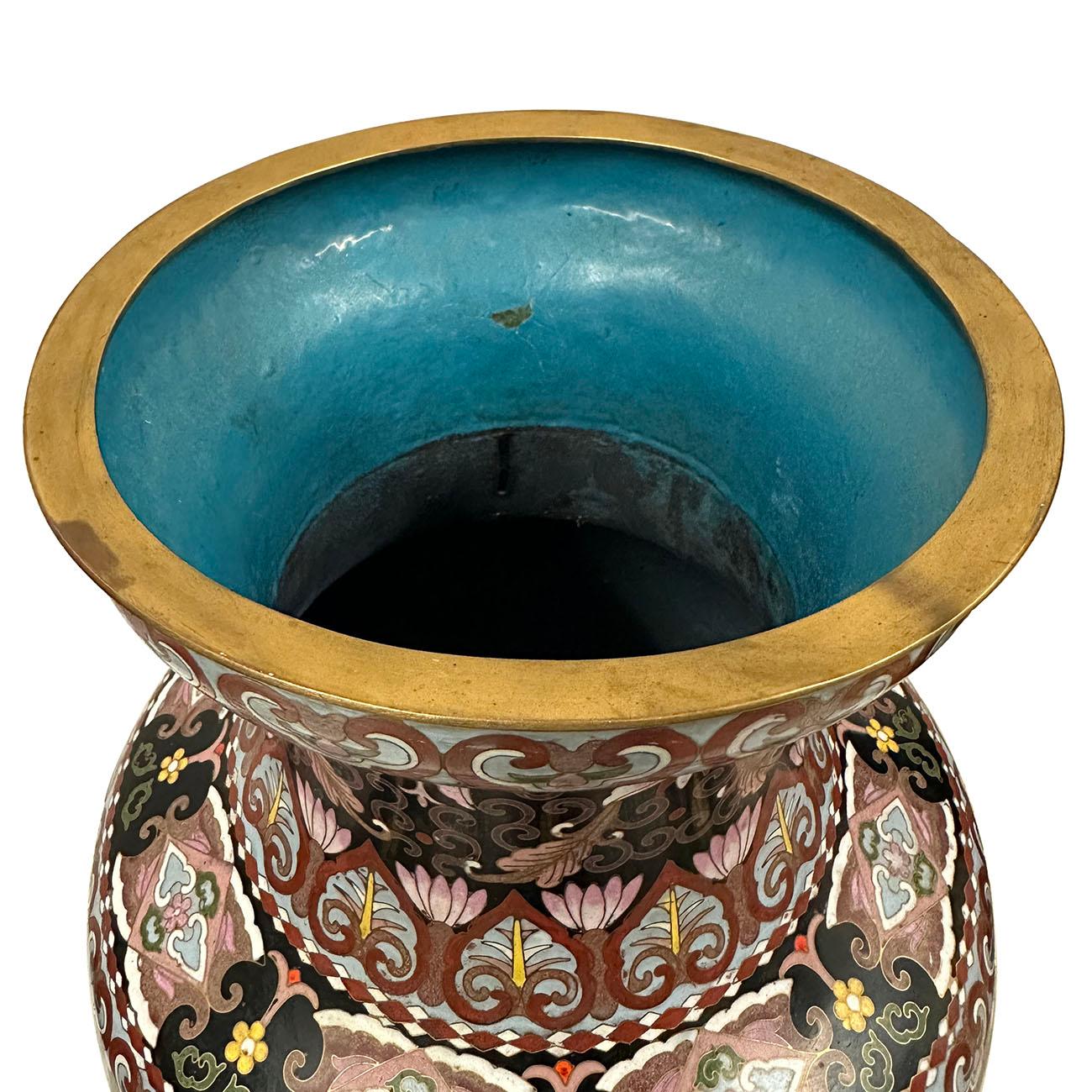 Chinesische Cloisonné-Vase aus der Mitte des 20. im Angebot 6