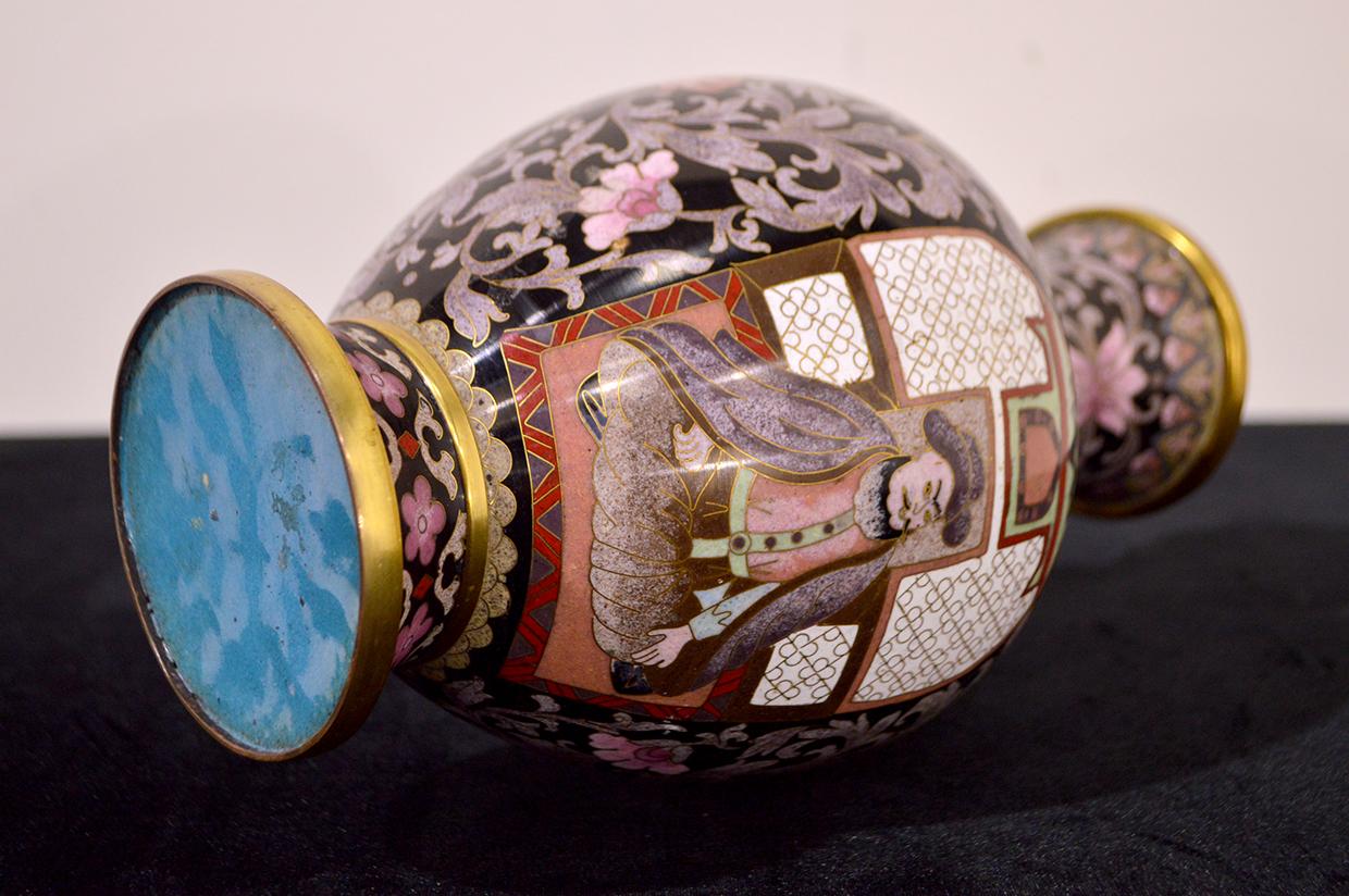 Mid-20th Century Chinese Cloisonné Vase For Sale 1