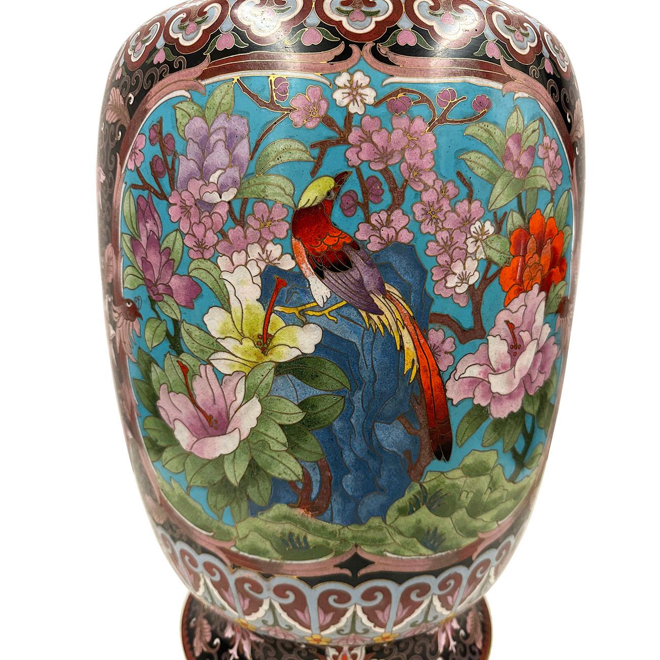 Chinesische Cloisonné-Vase aus der Mitte des 20. im Angebot 1
